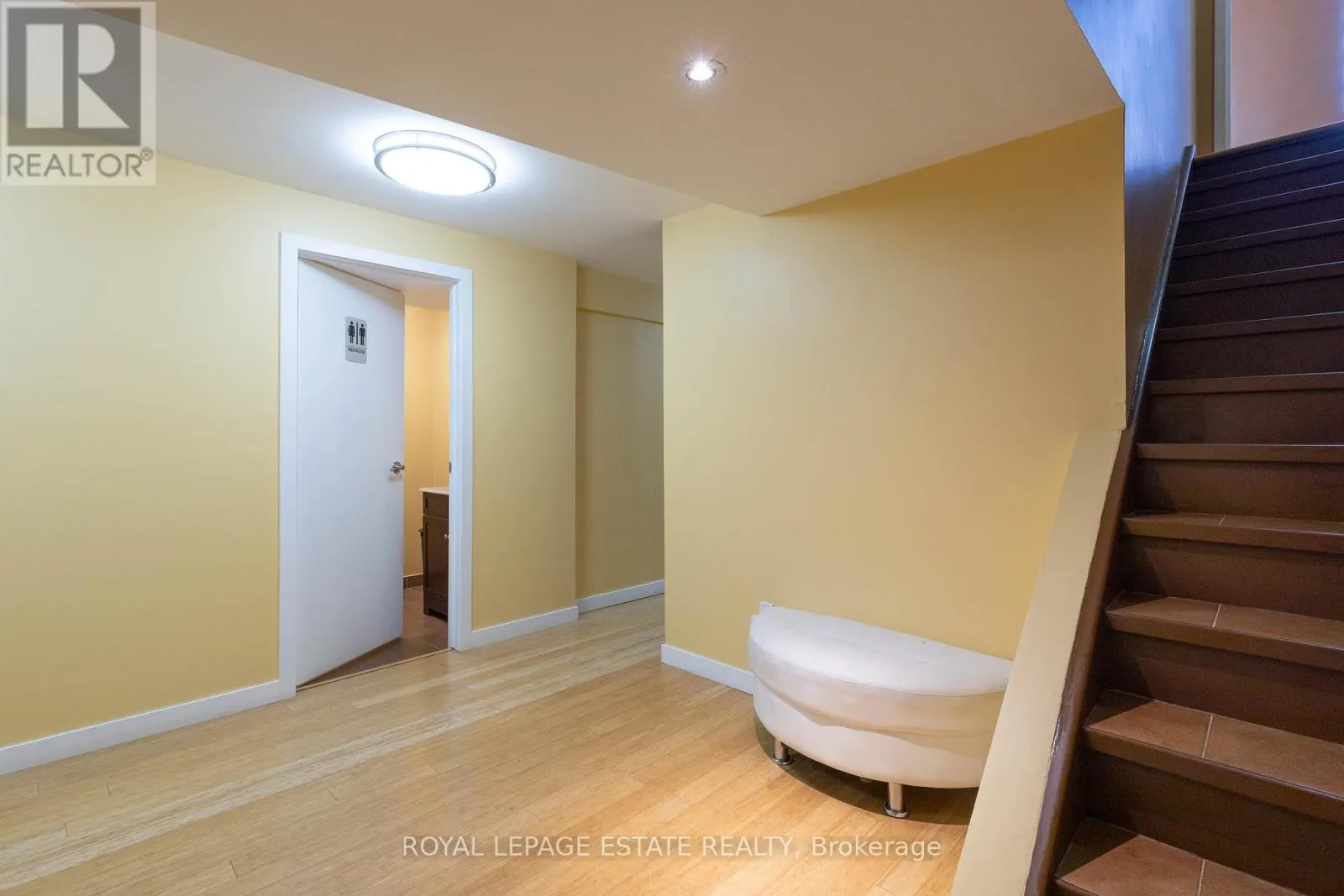432/434 QUEEN STREET E