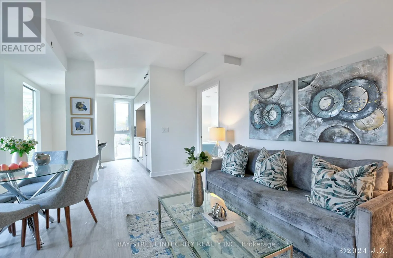 403 - 185 ALBERTA AVENUE