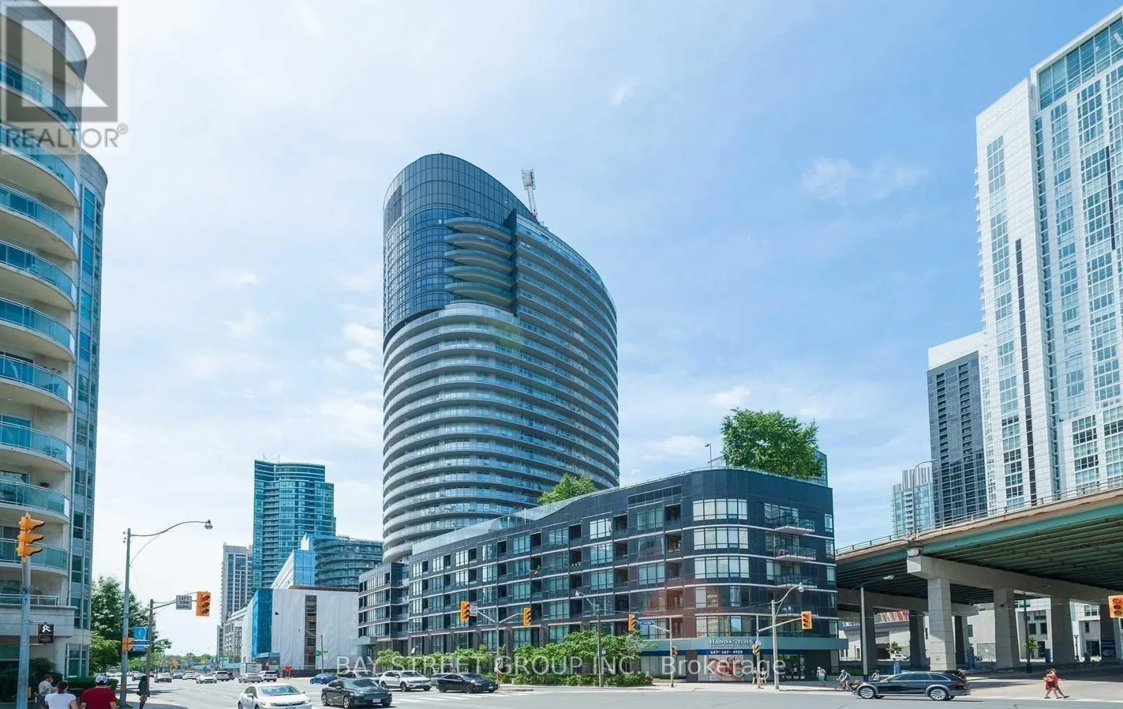 2807 - 38 DAN LECKIE WAY