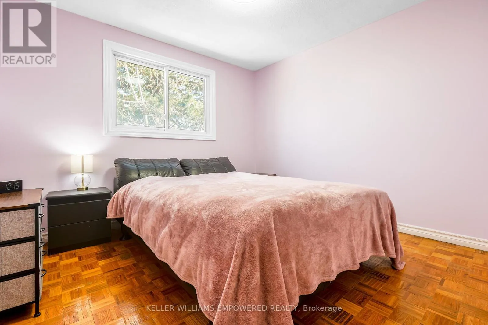 199 HOLLYBERRY TRAIL
