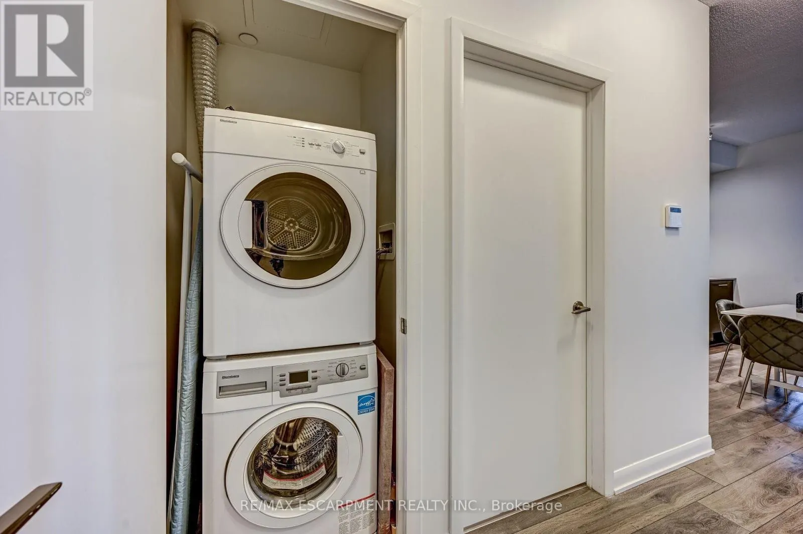 714 - 435 RICHMOND STREET W