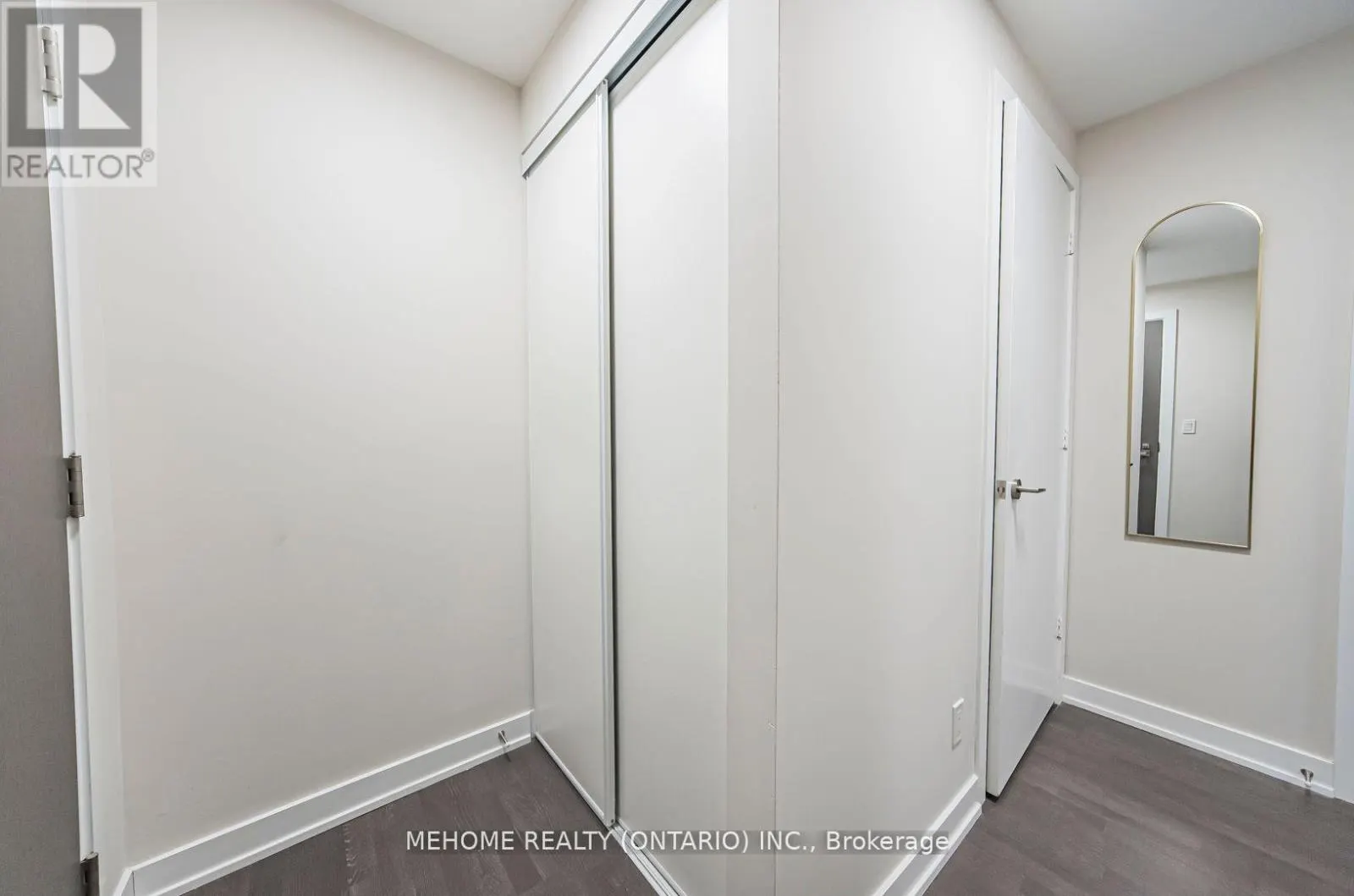 315 - 501 ST. CLAIR AVENUE W