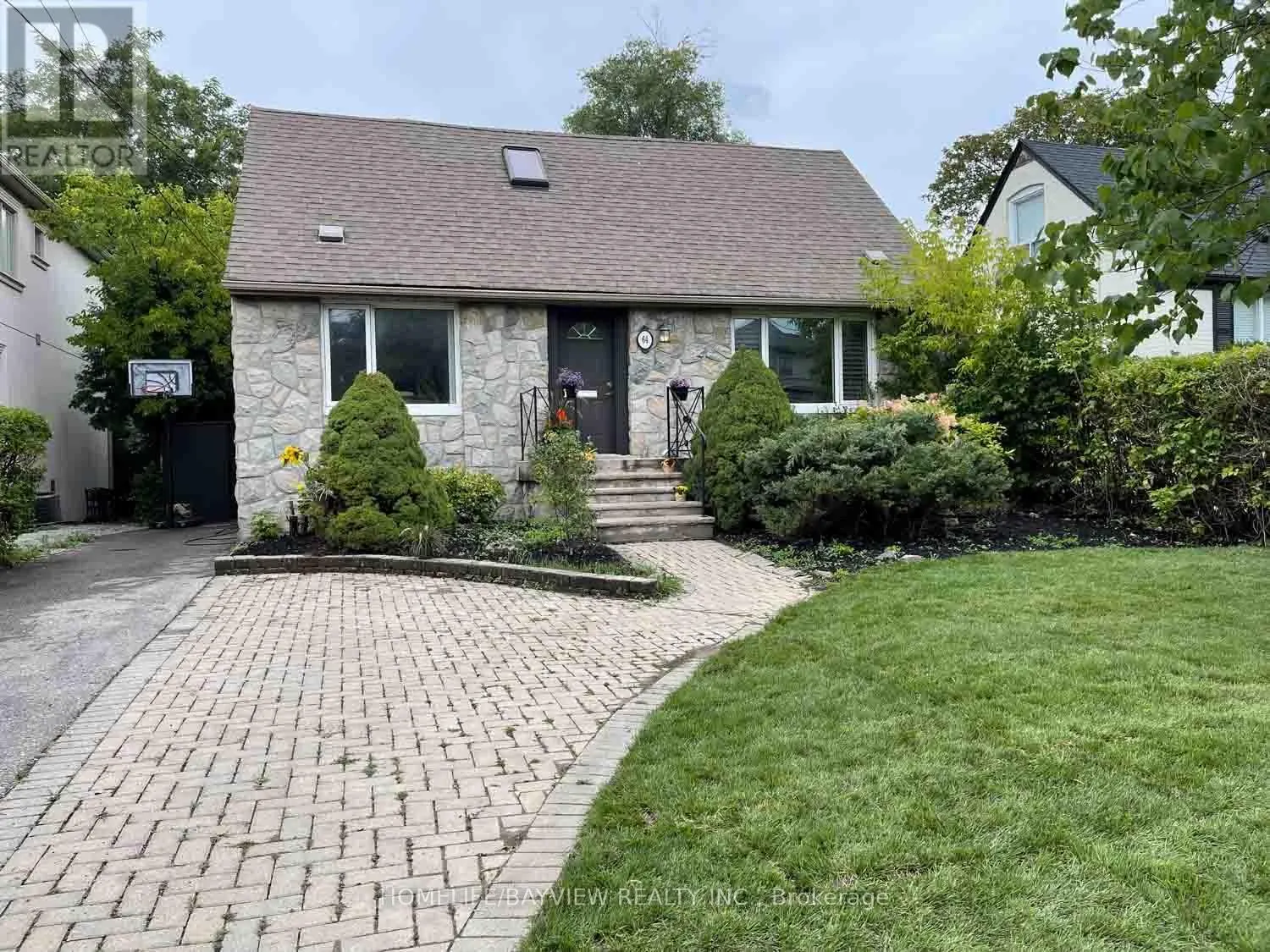 64 RIDGEVALE DRIVE