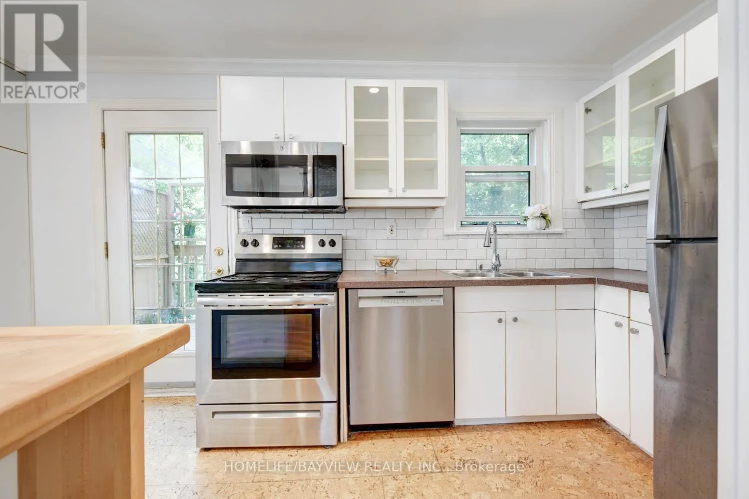 64 RIDGEVALE DRIVE