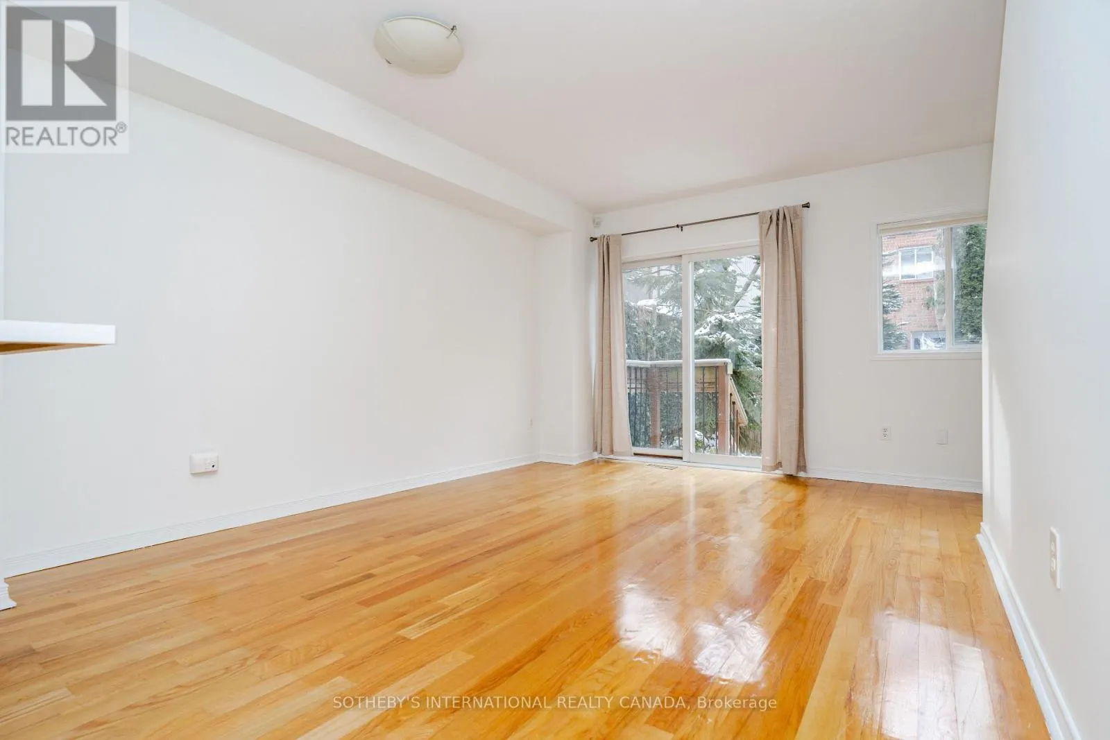 58A POULETT STREET