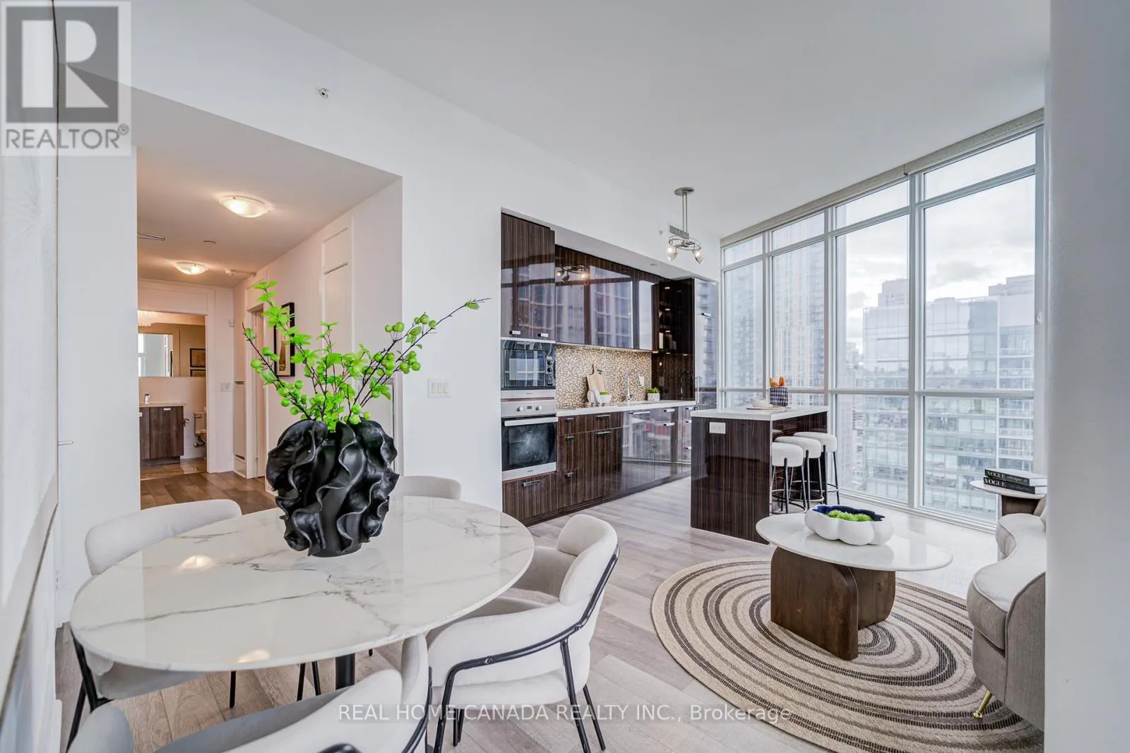 2608 - 32 DAVENPORT ROAD