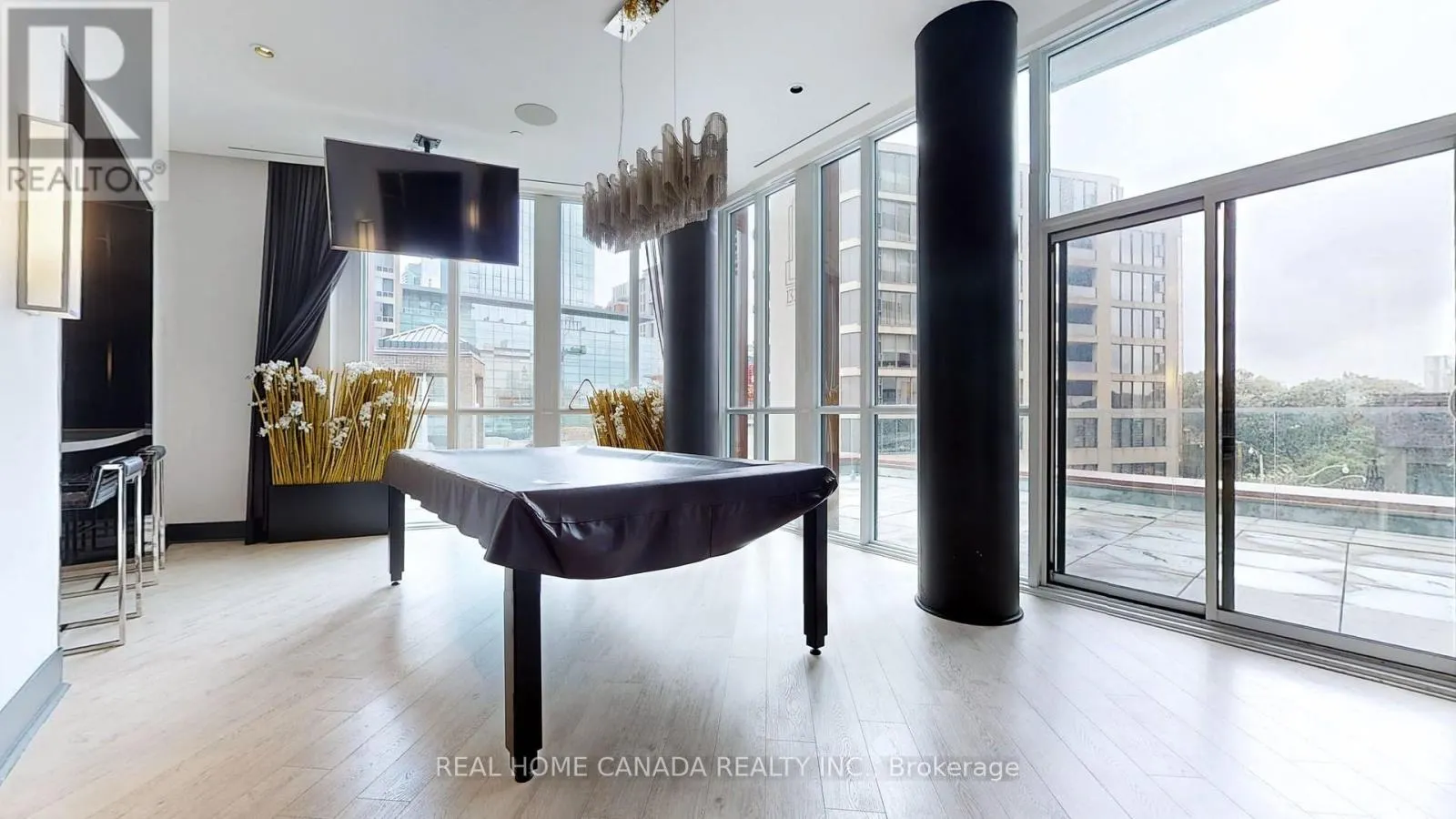 2608 - 32 DAVENPORT ROAD