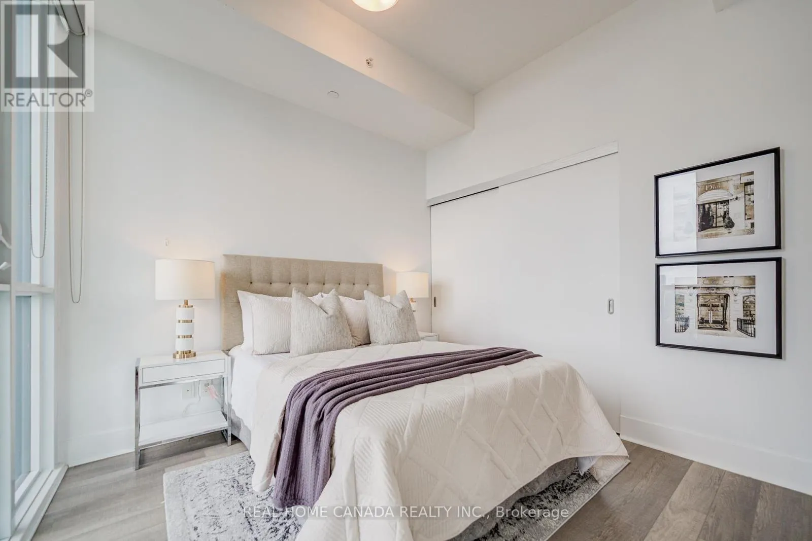 2608 - 32 DAVENPORT ROAD