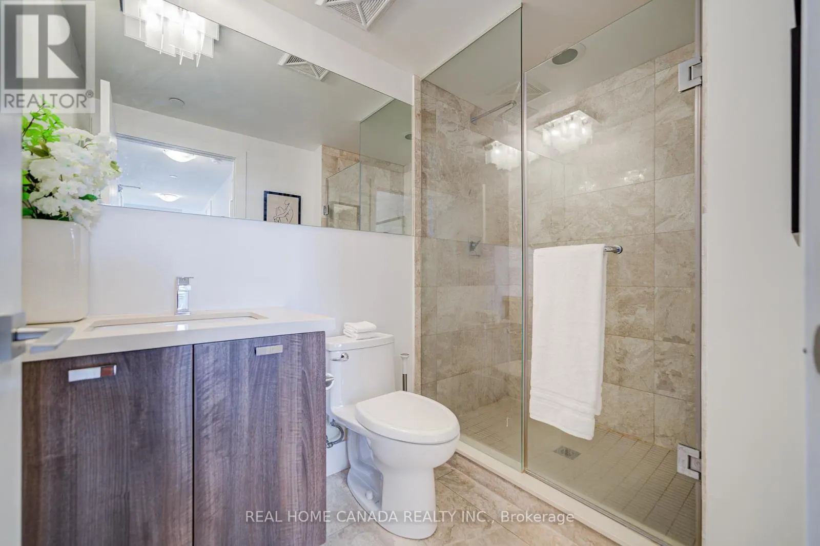 2608 - 32 DAVENPORT ROAD