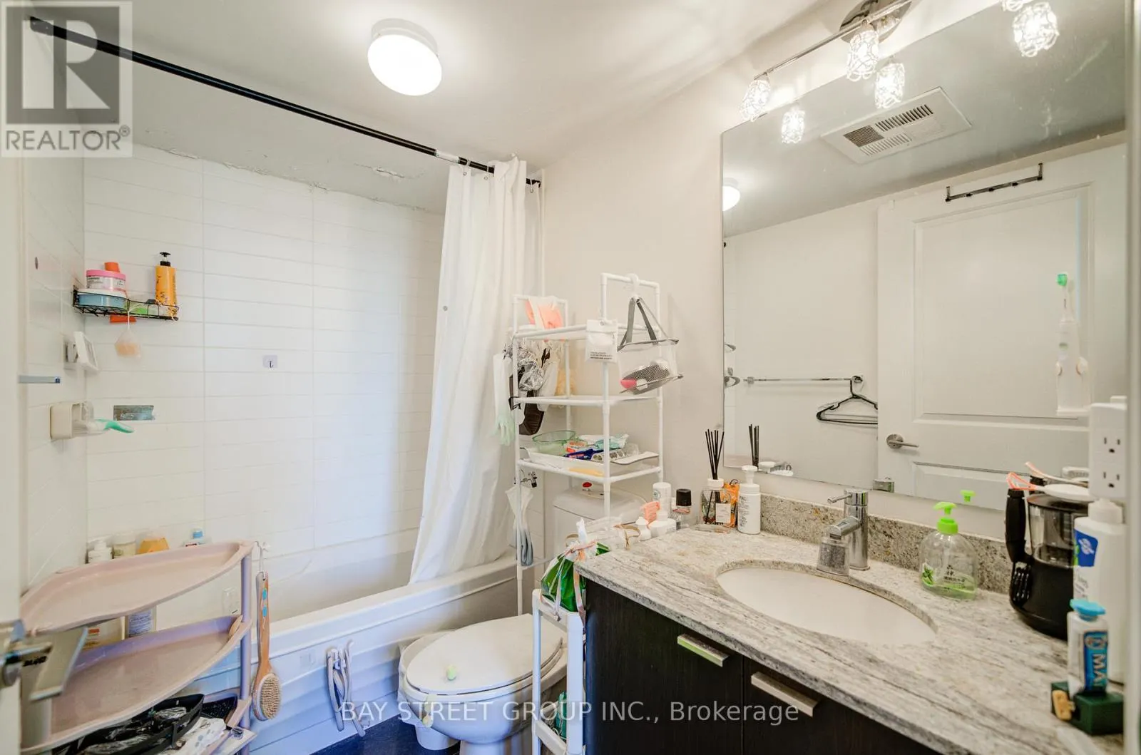 1104 - 23 SHEPPARD AVENUE E