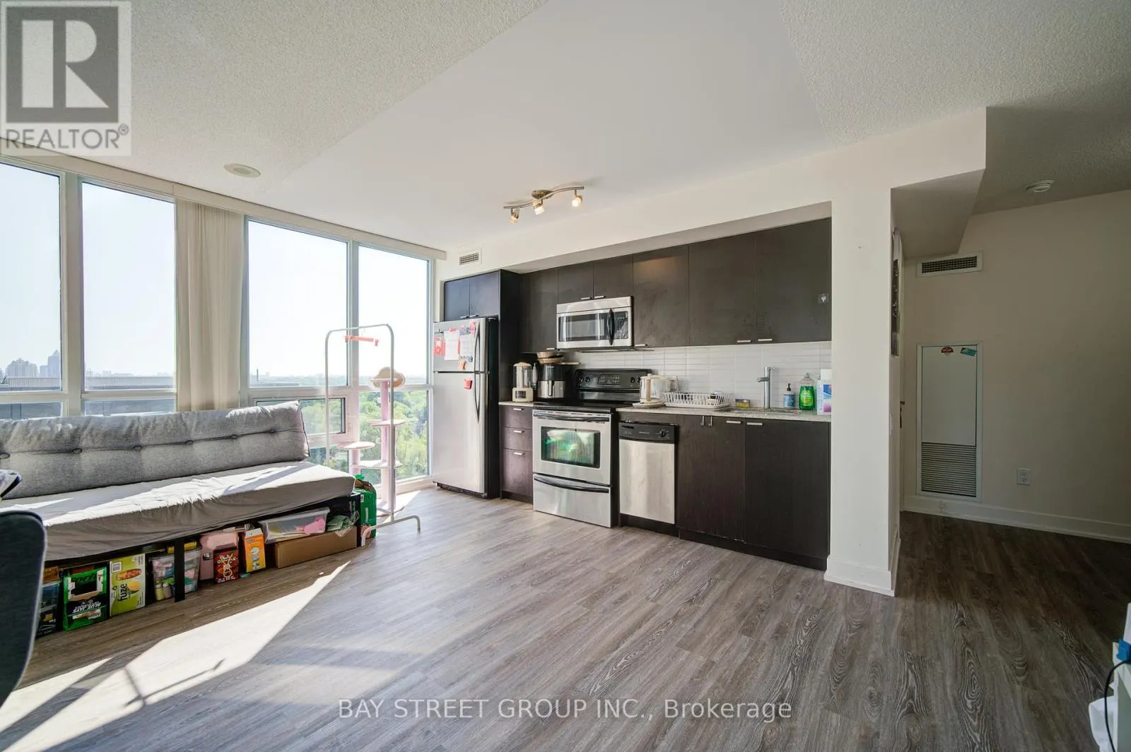 1104 - 23 SHEPPARD AVENUE E