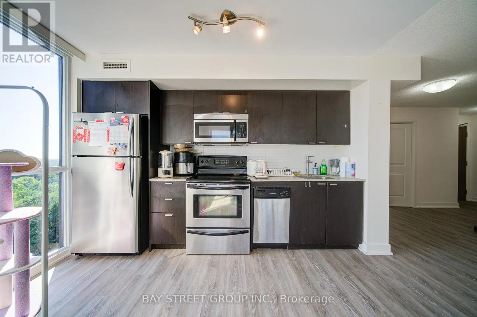 1104 - 23 SHEPPARD AVENUE E