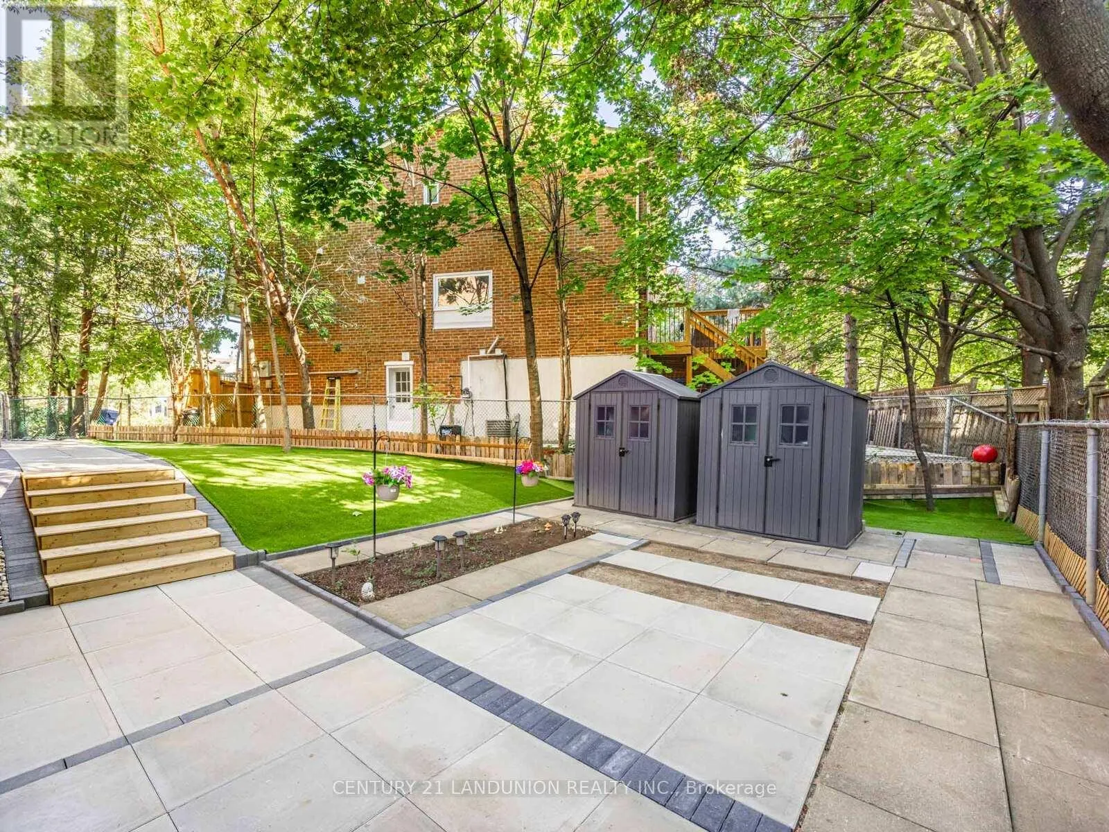 36 LEVITT COURT