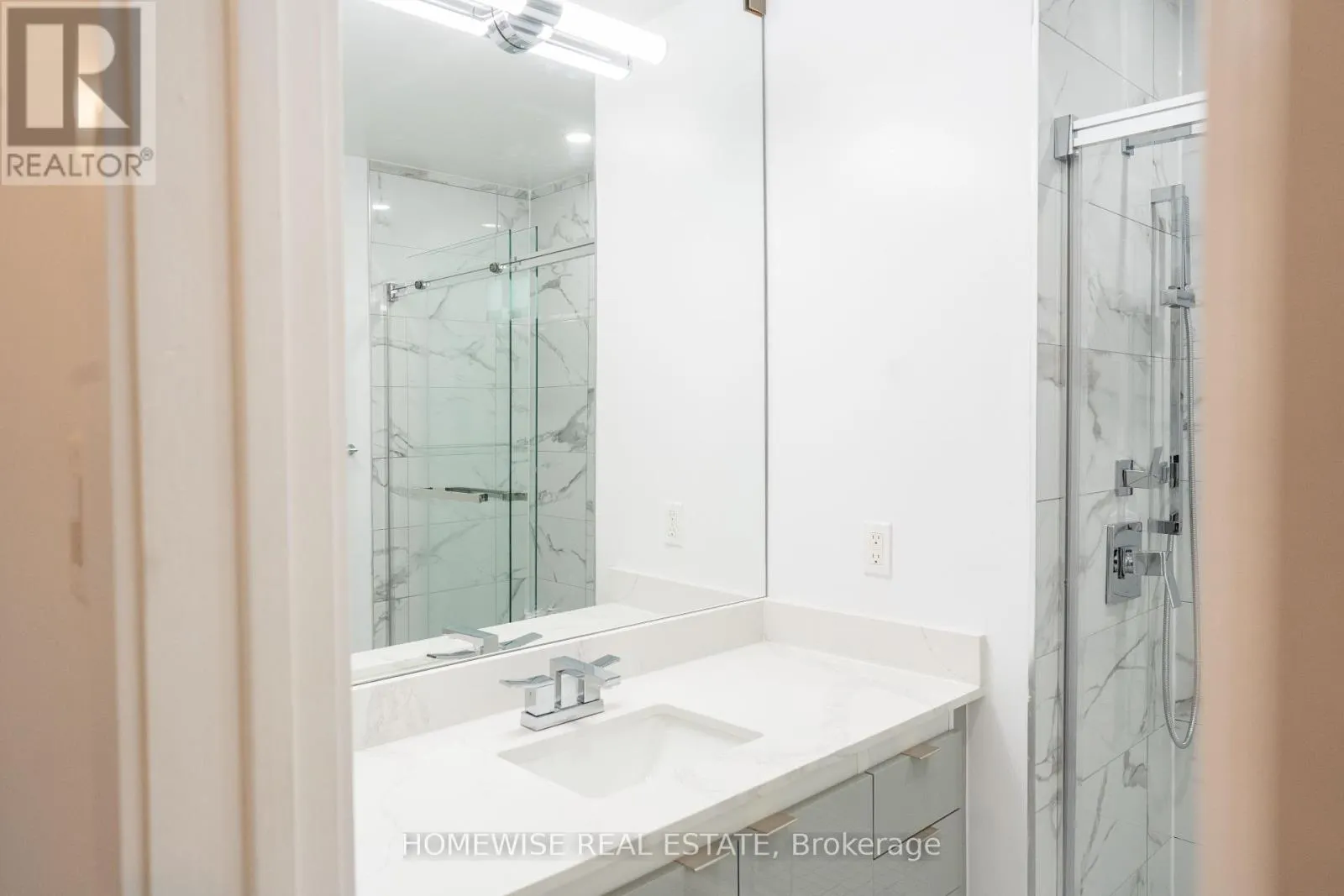 1 - 383 SPADINA ROAD