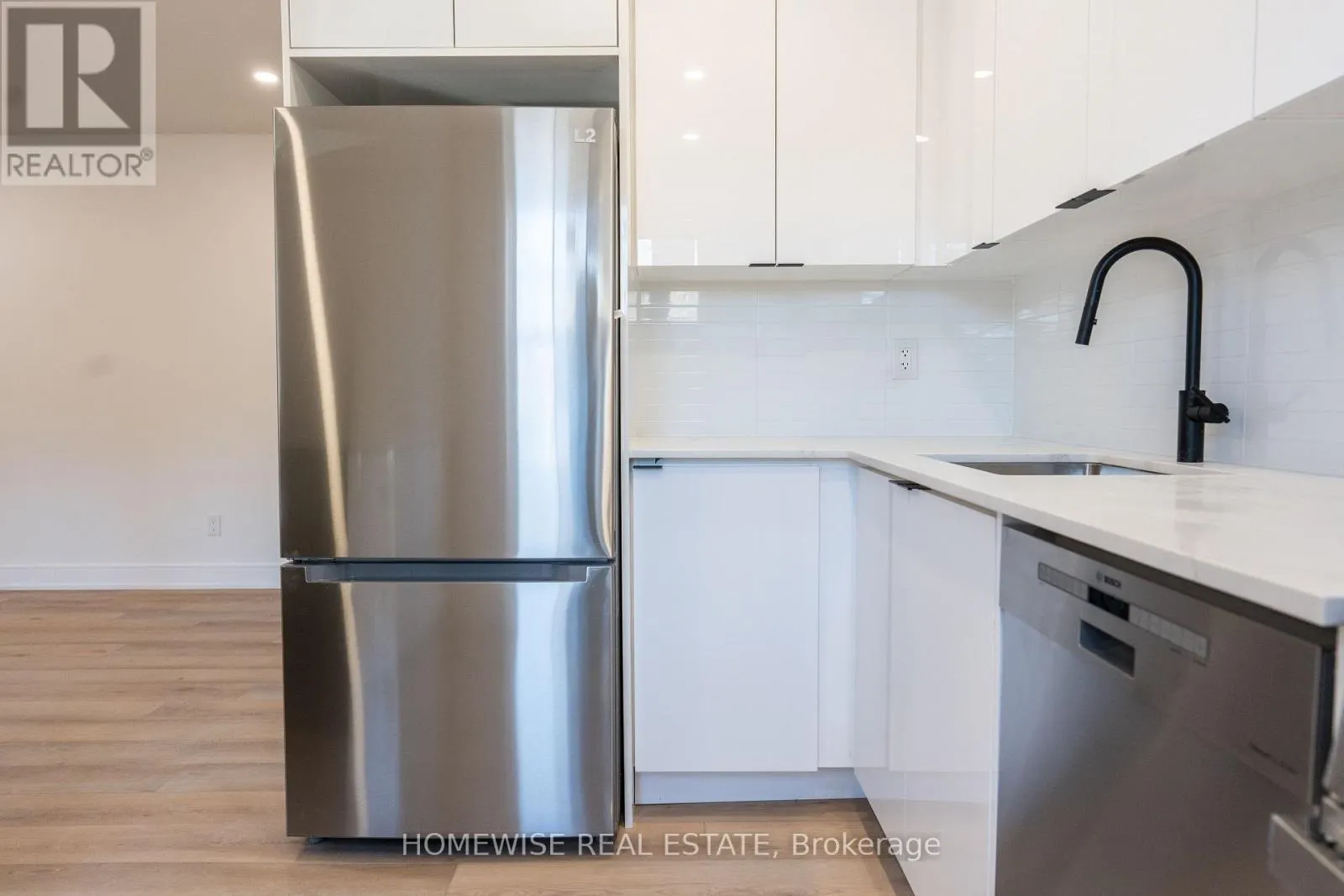 1 - 383 SPADINA ROAD