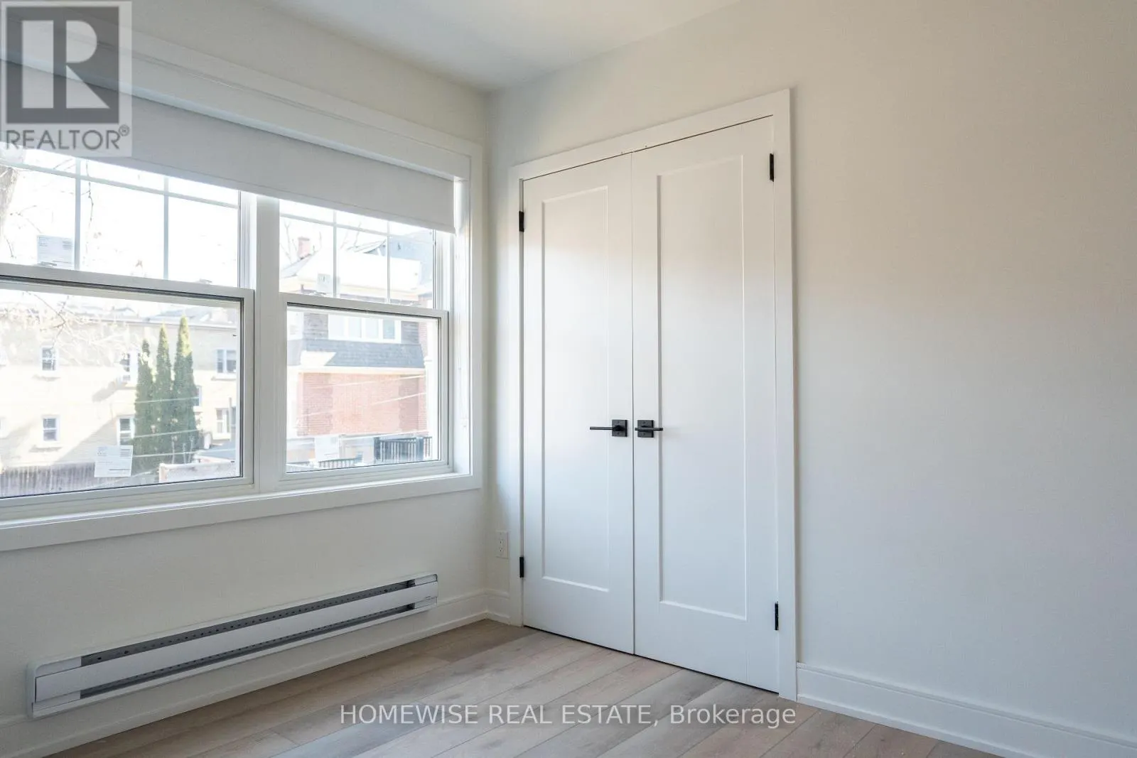 1 - 383 SPADINA ROAD