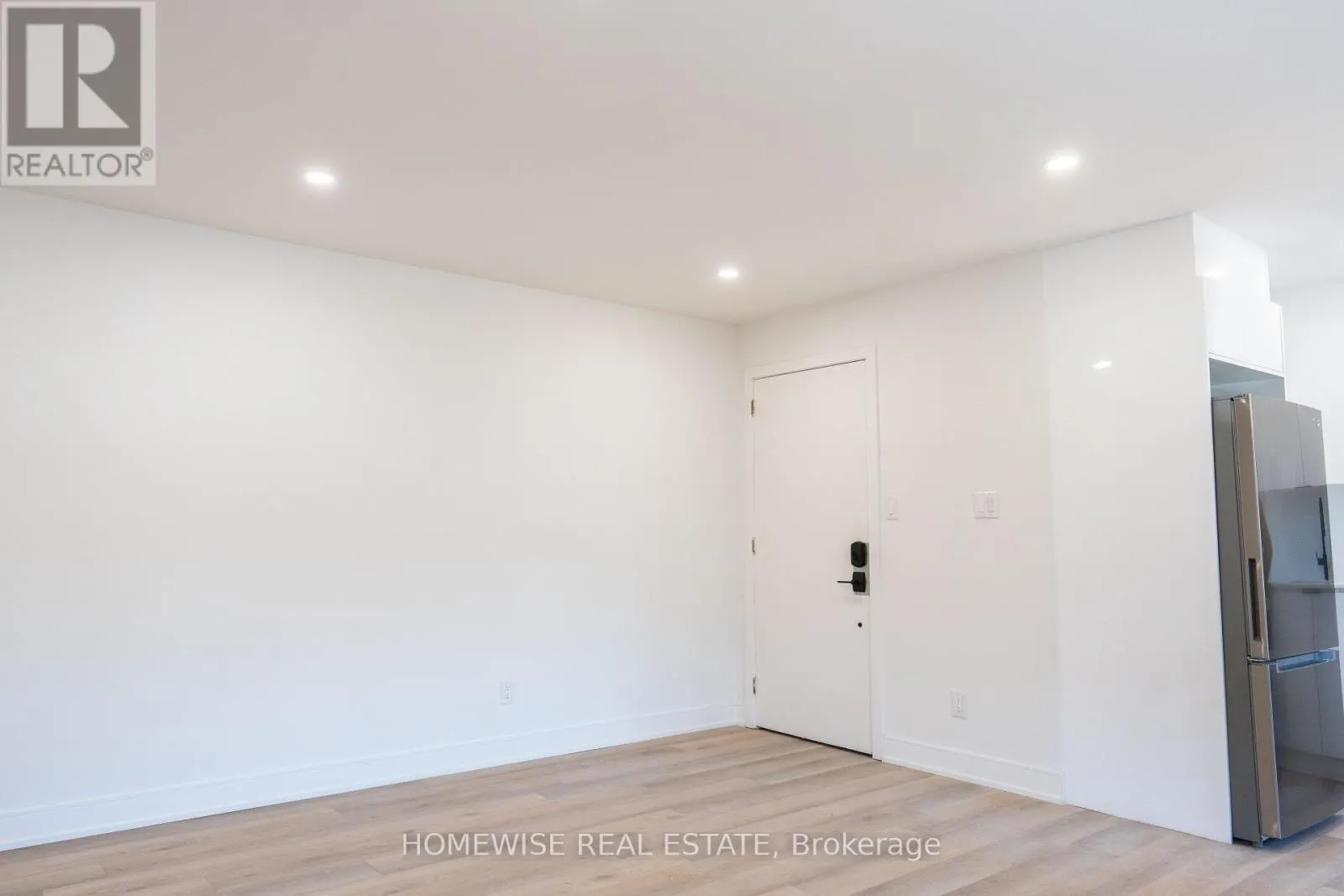 1 - 383 SPADINA ROAD