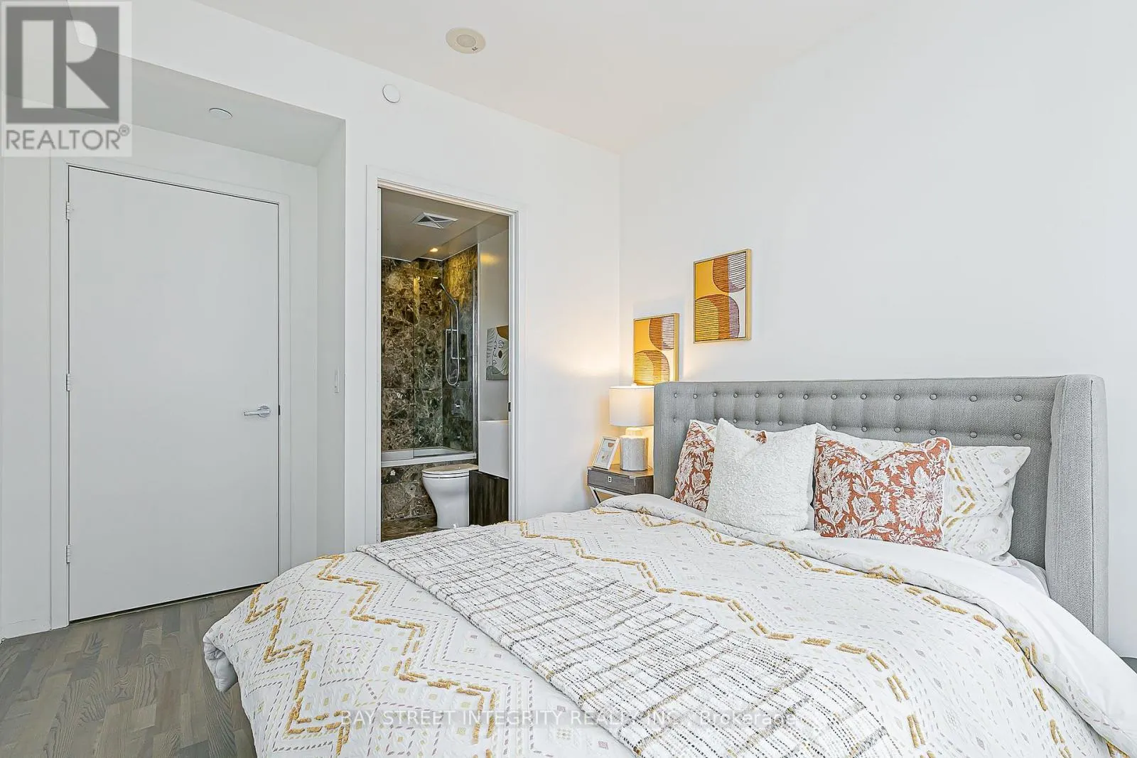 1110 - 1 BLOOR STREET