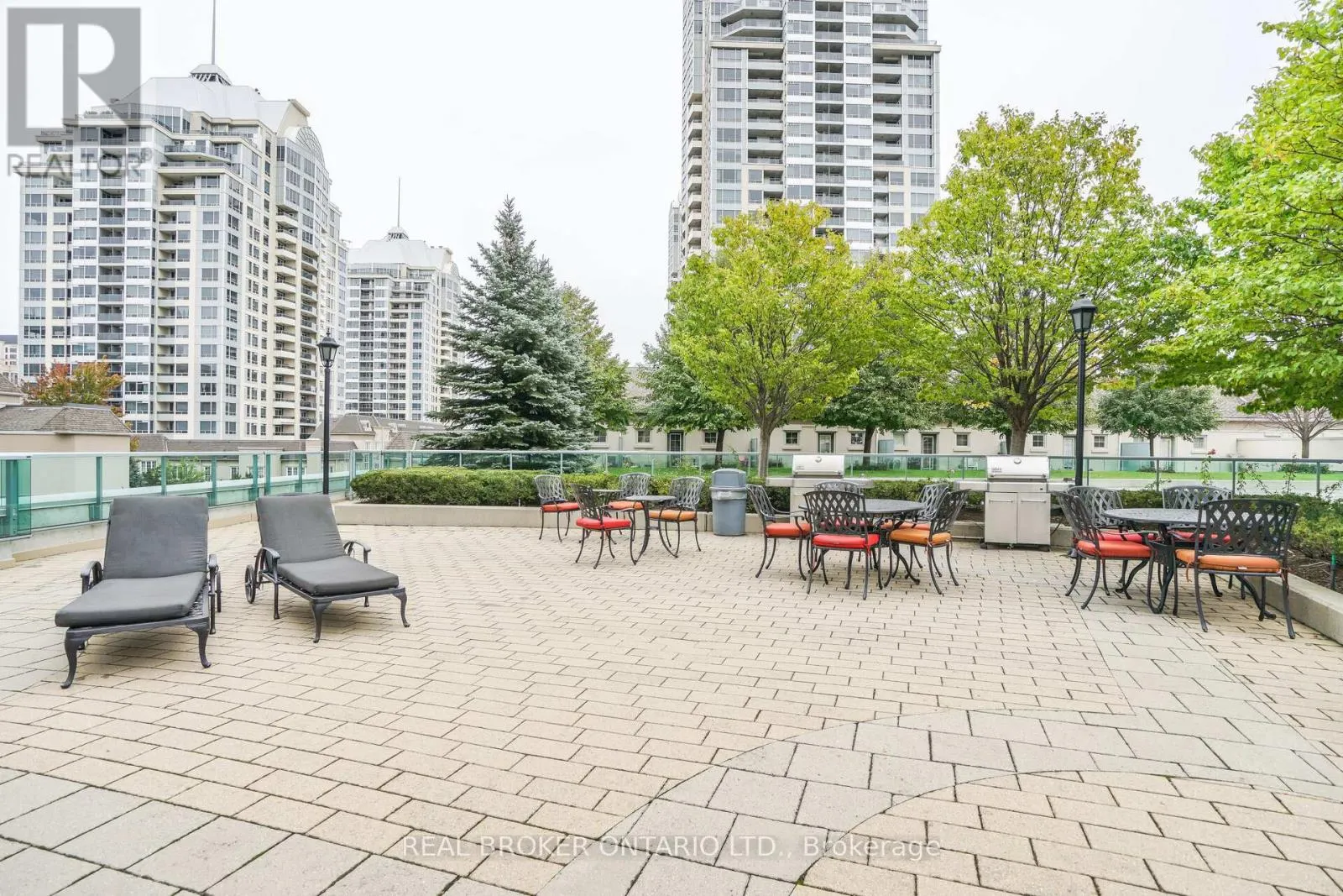 1109 - 17 BARBERRY PLACE