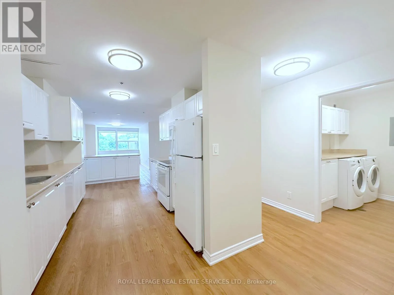 106 - 15 BROOKBANKS DRIVE