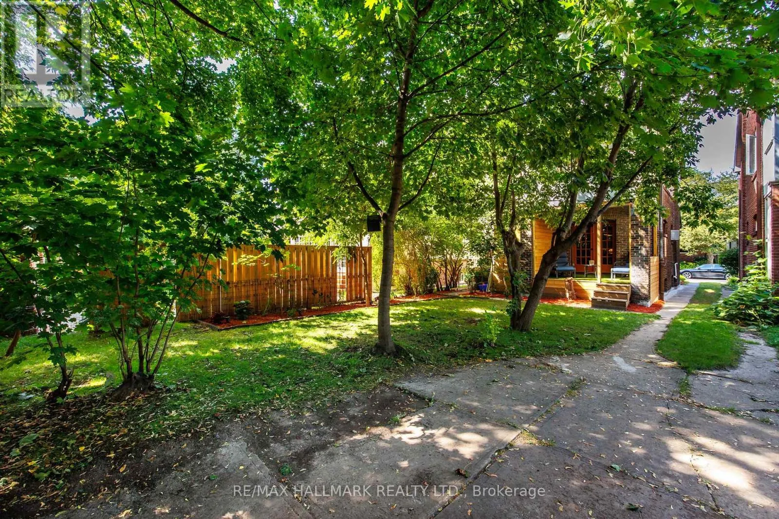 33 AUSTIN TERRACE