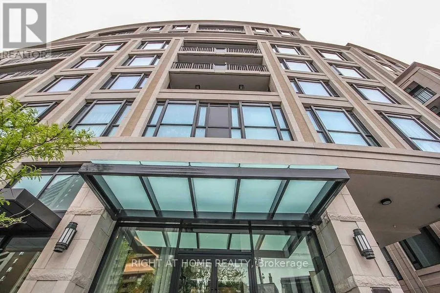 306 - 181 DAVENPORT ROAD