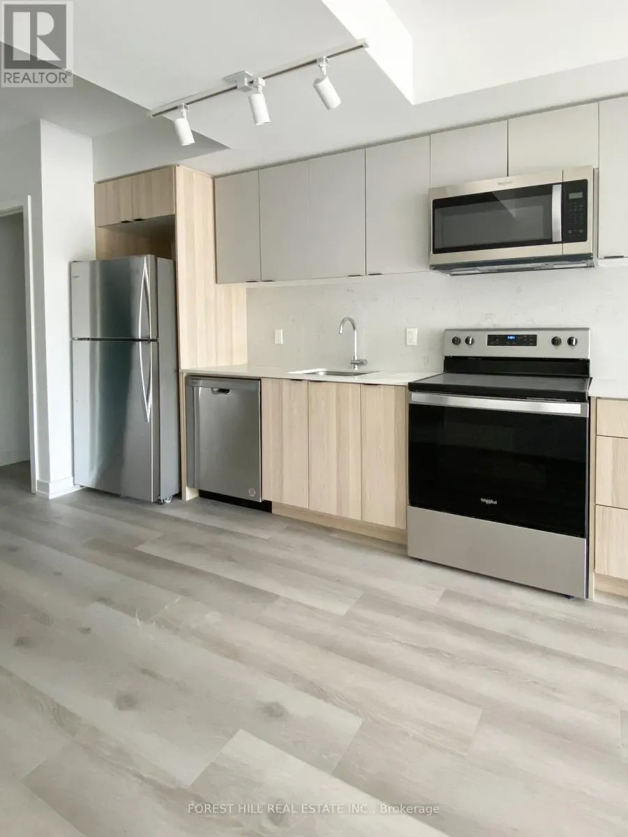 309 - 2000 BATHURST STREET