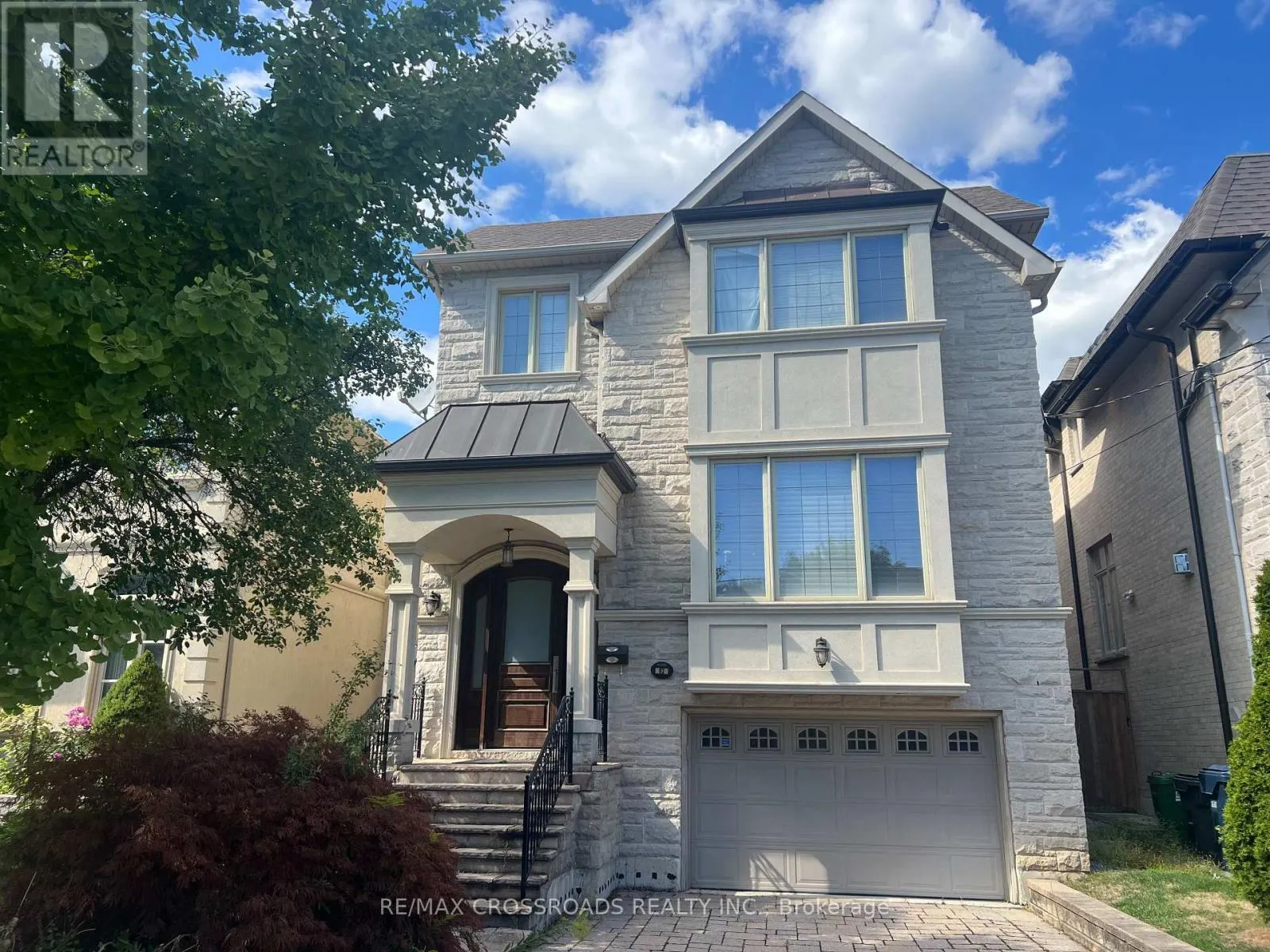 82 HOLMES AVENUE