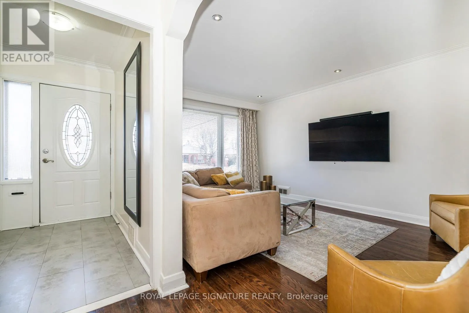 136 REGINA AVENUE