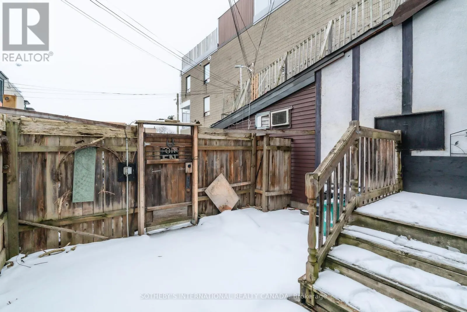 237 CARLTON STREET