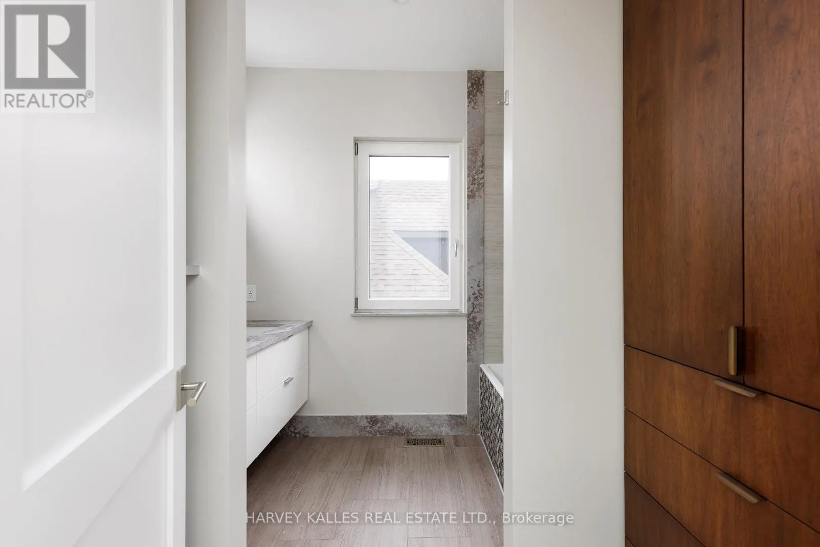 94A ADMIRAL ROAD