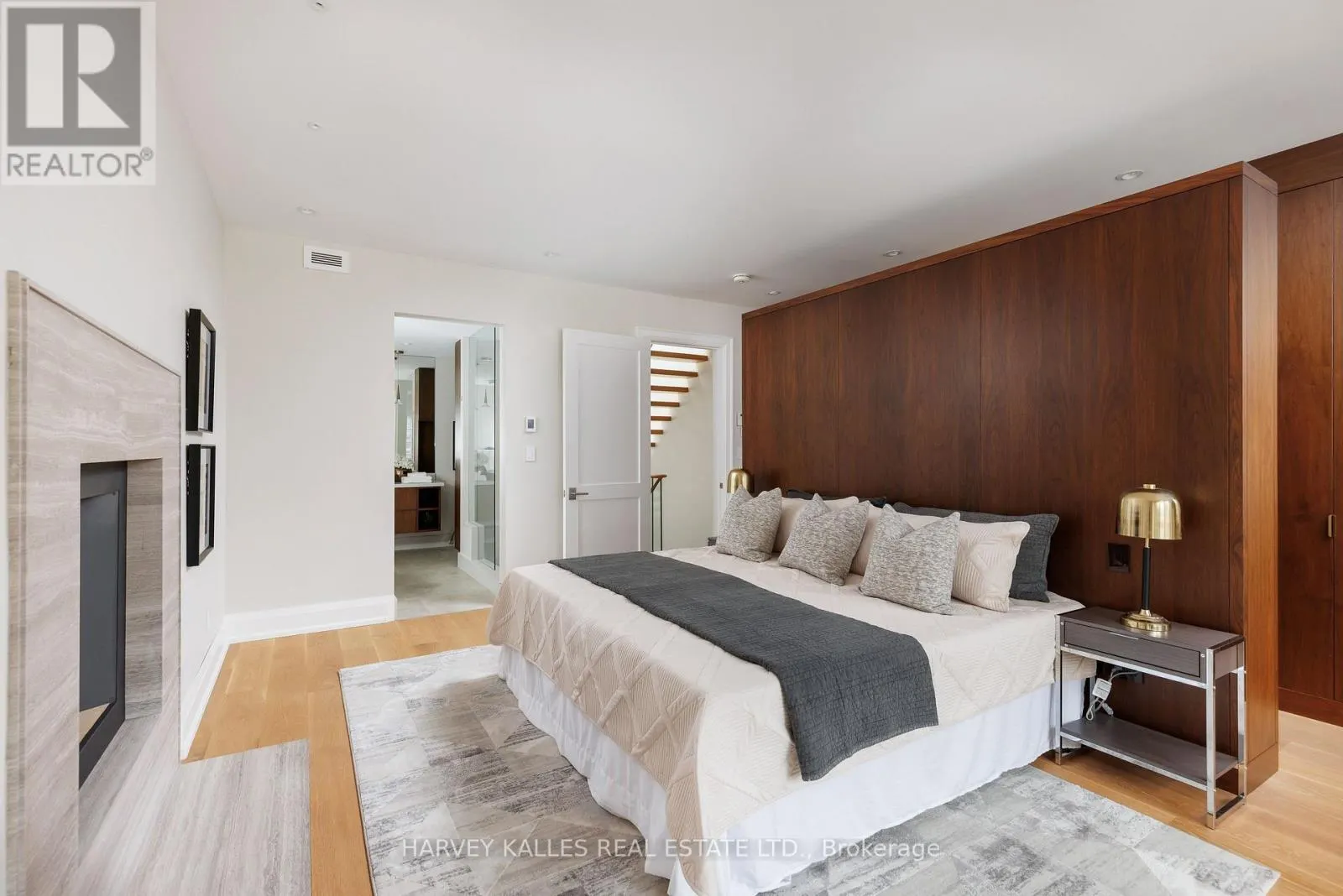 94A ADMIRAL ROAD