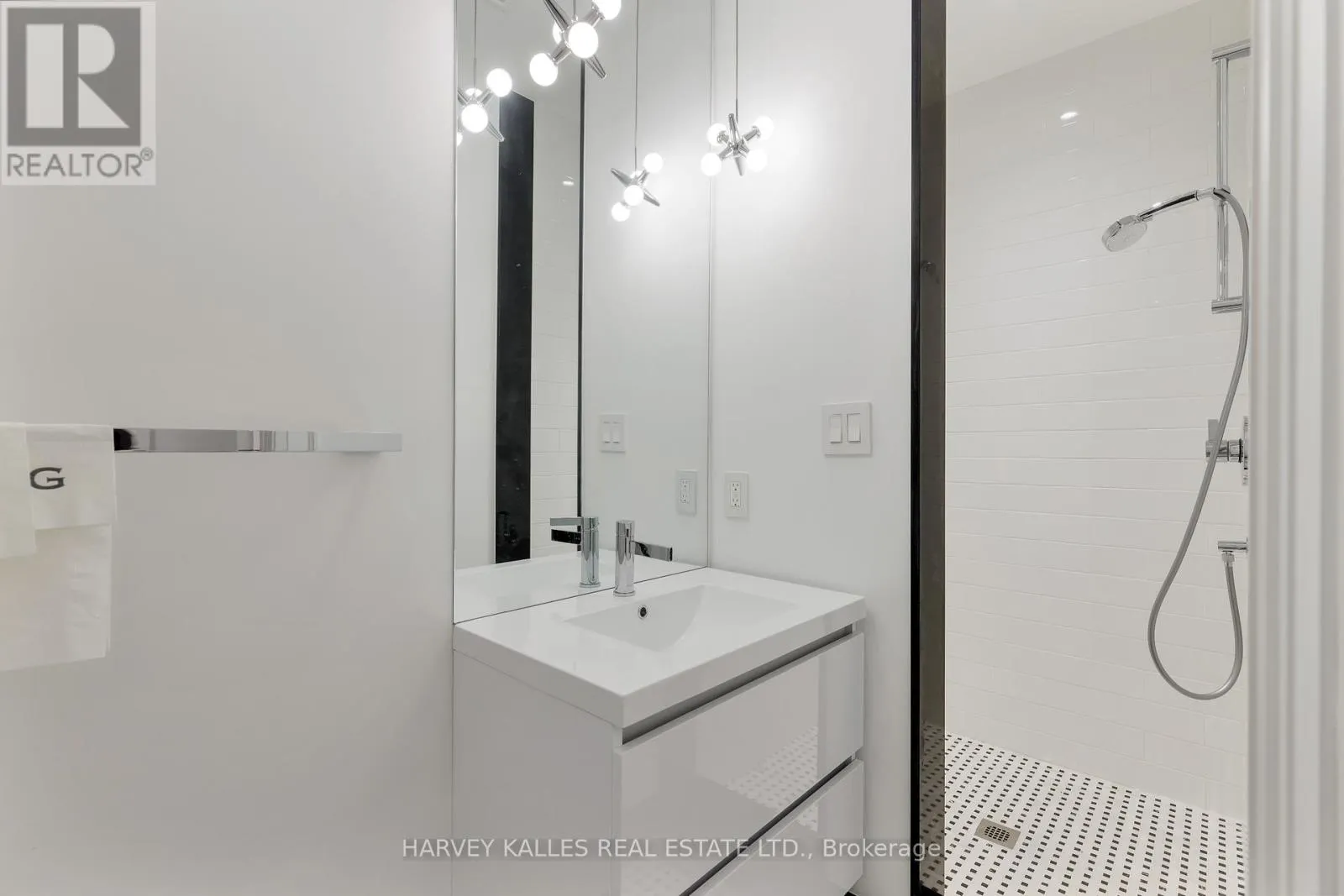 94A ADMIRAL ROAD