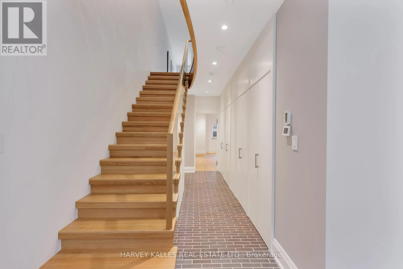 94A ADMIRAL ROAD