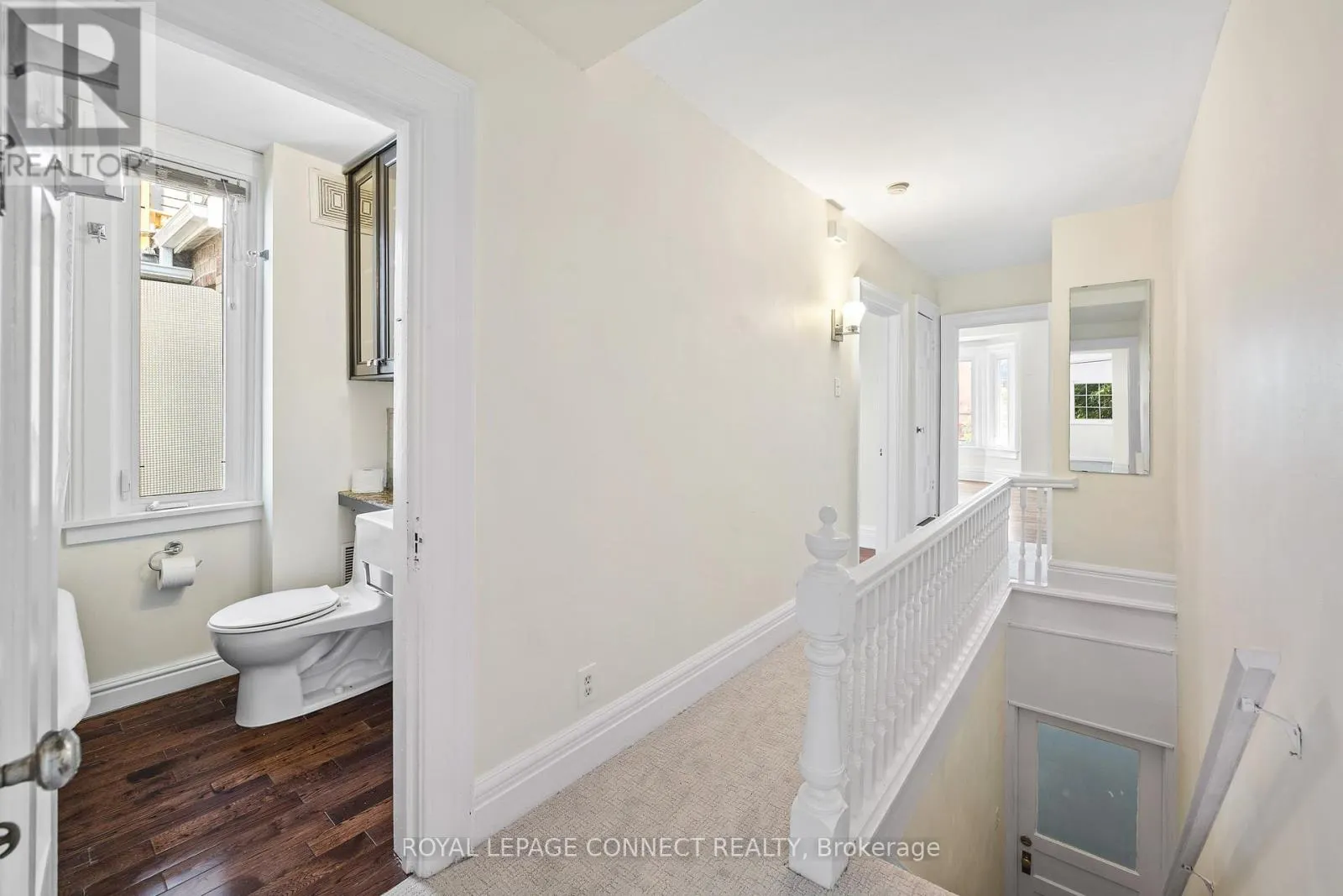UPPER - 300 GLADSTONE AVENUE