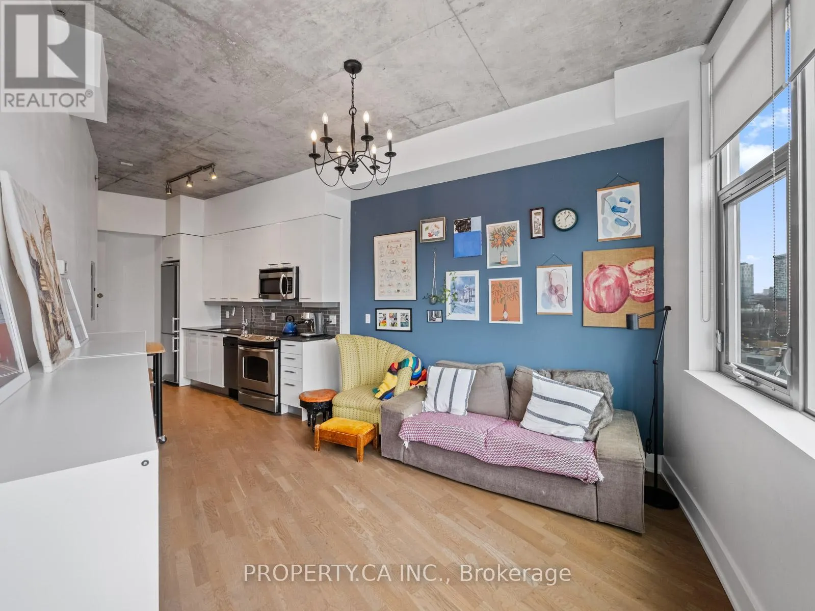 804 - 90 TRINITY STREET