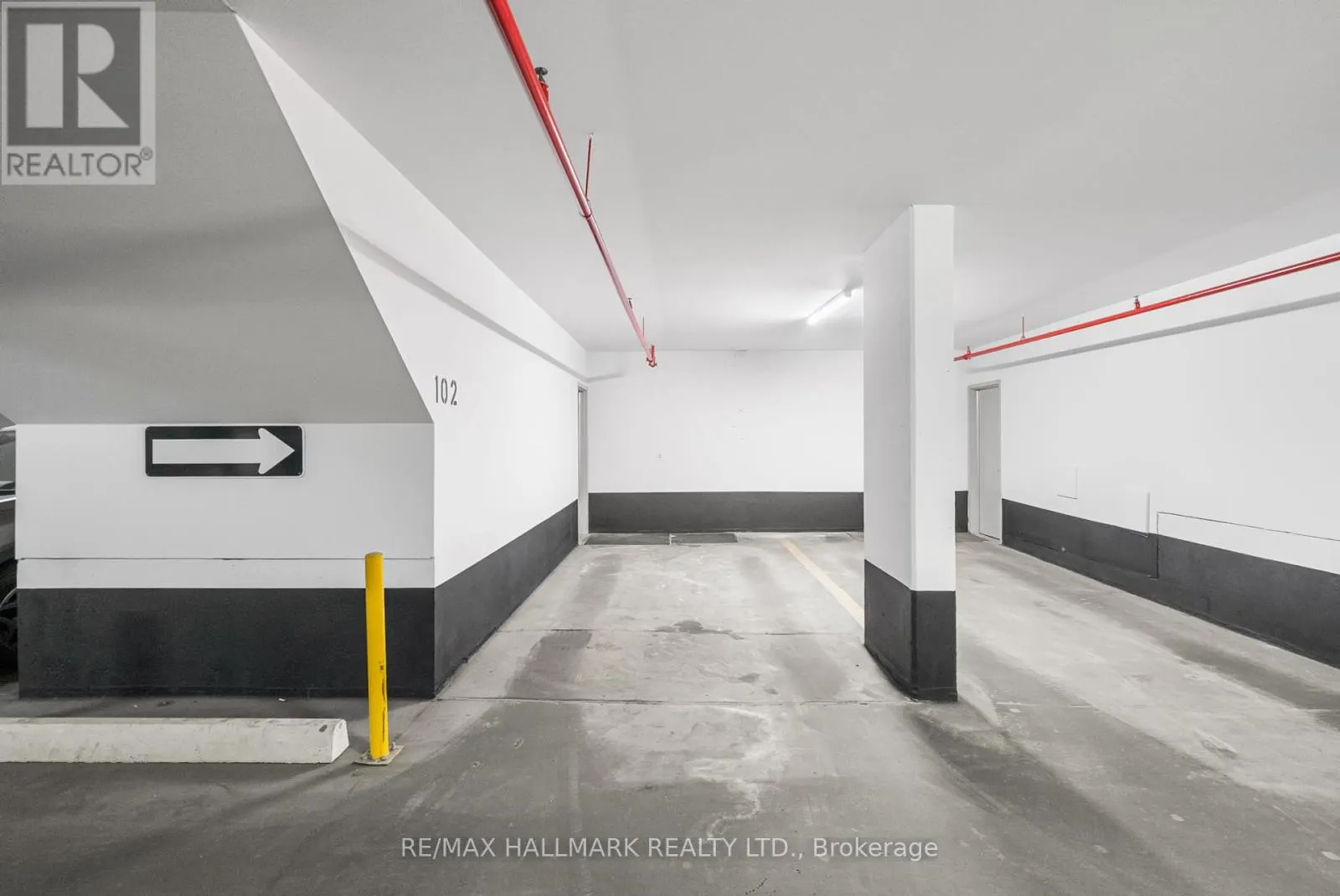 TH11 - 23 SHEPPARD AVENUE E