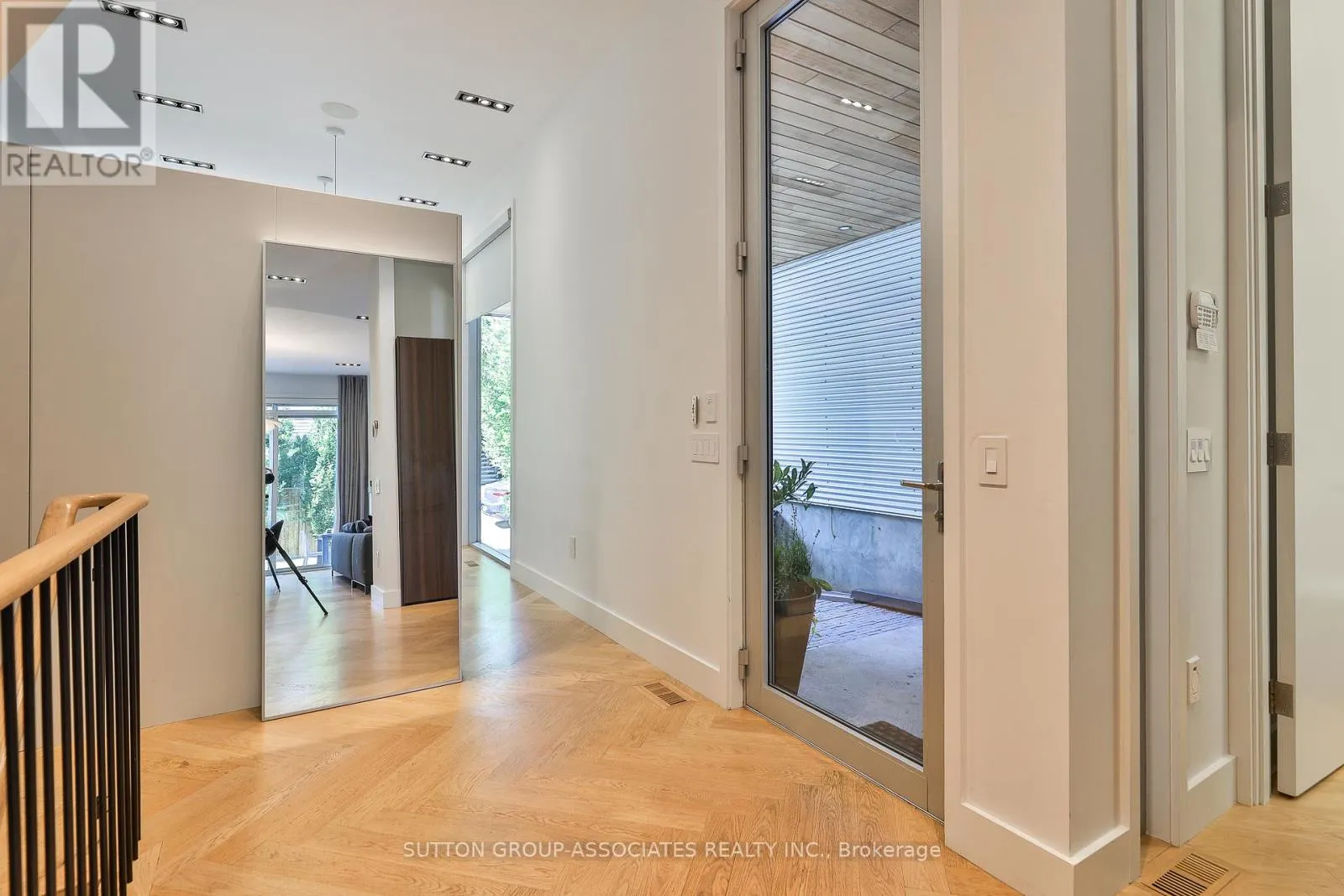 22 MITCHELL AVENUE