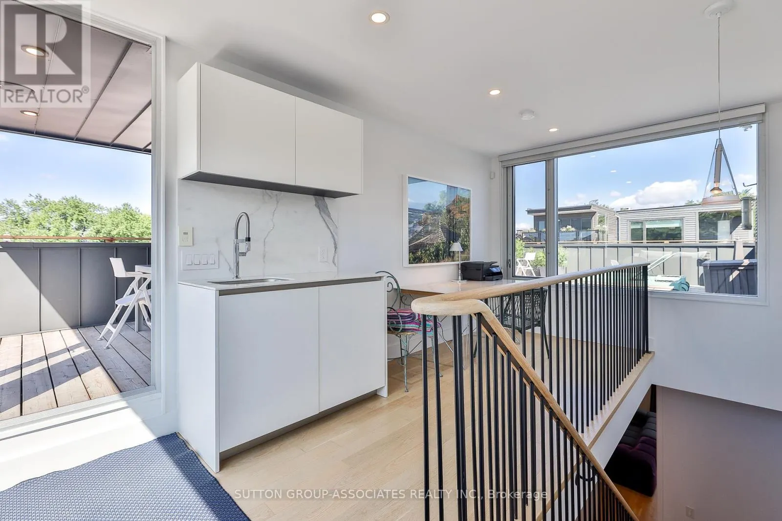 22 MITCHELL AVENUE