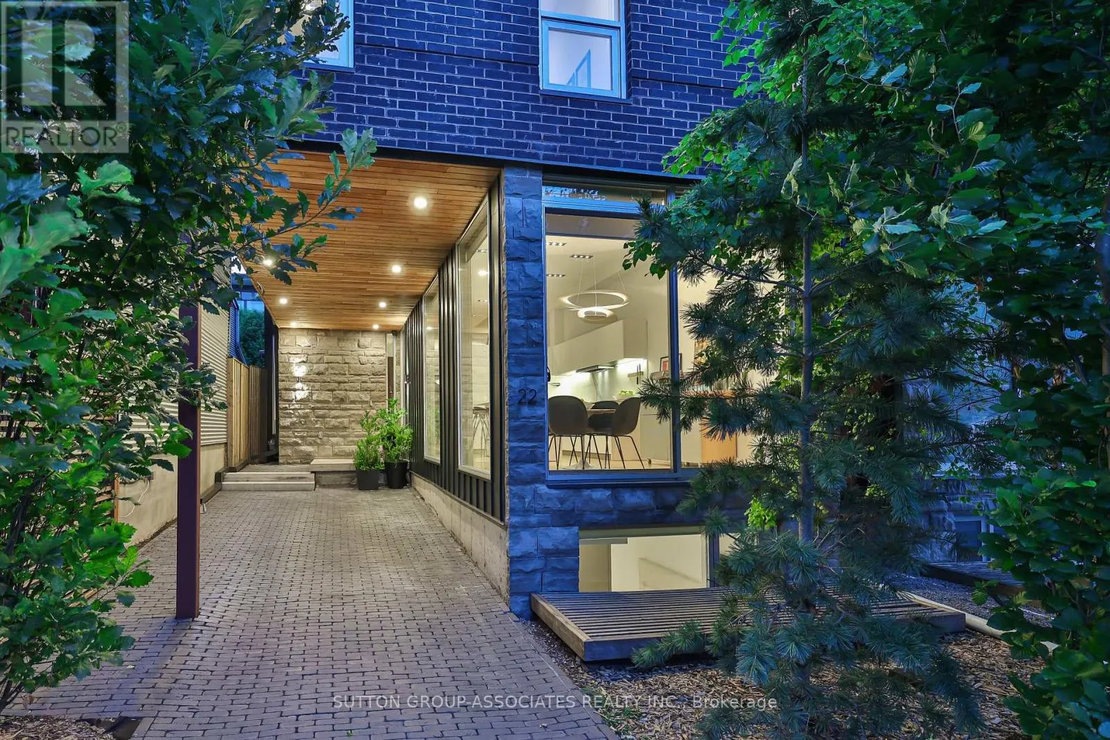 22 MITCHELL AVENUE