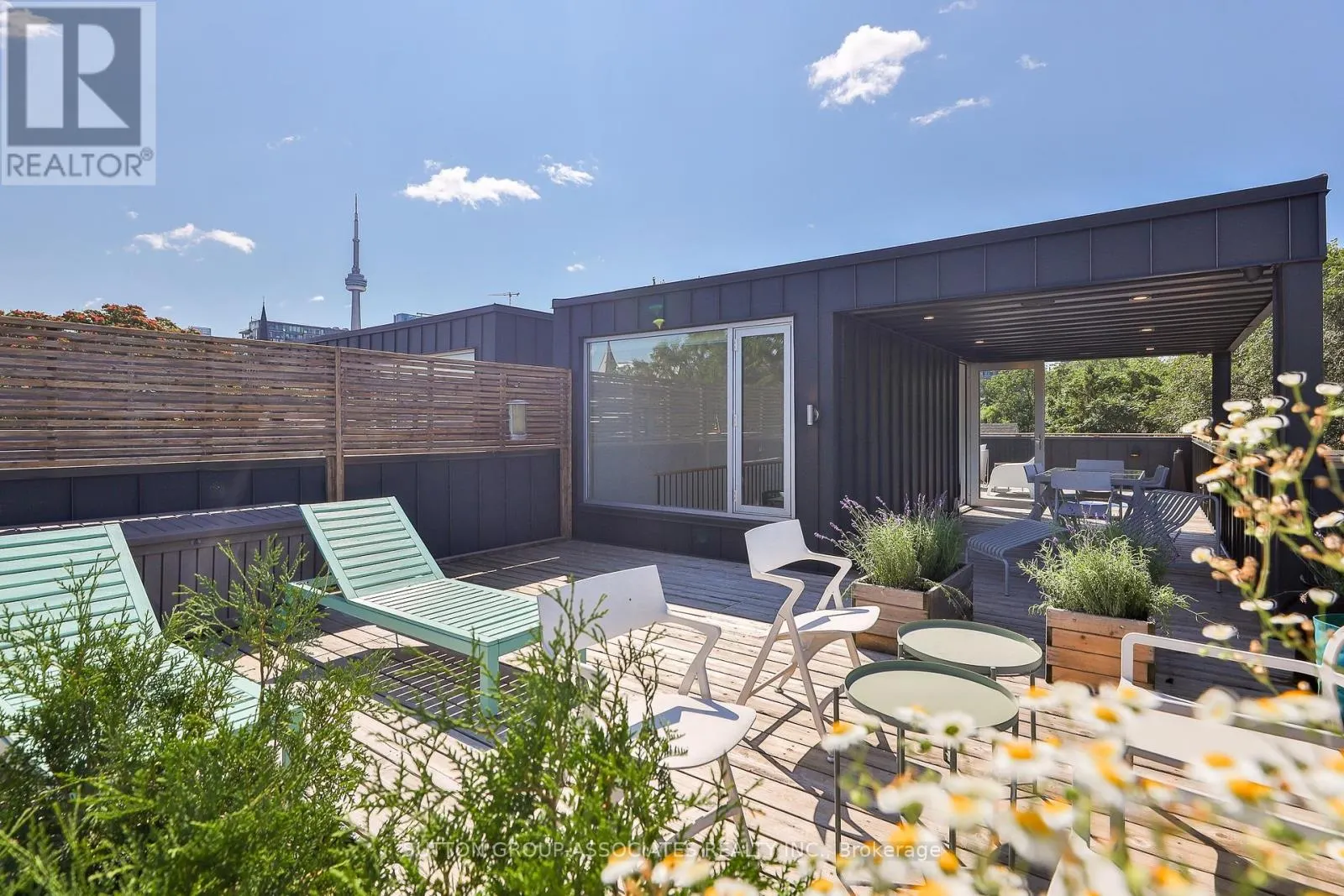 22 MITCHELL AVENUE