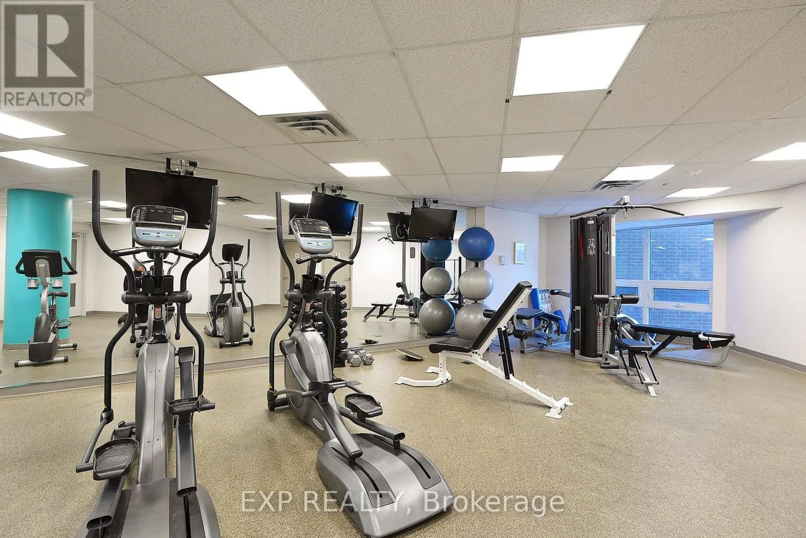 1005 - 1171 QUEEN STREET W