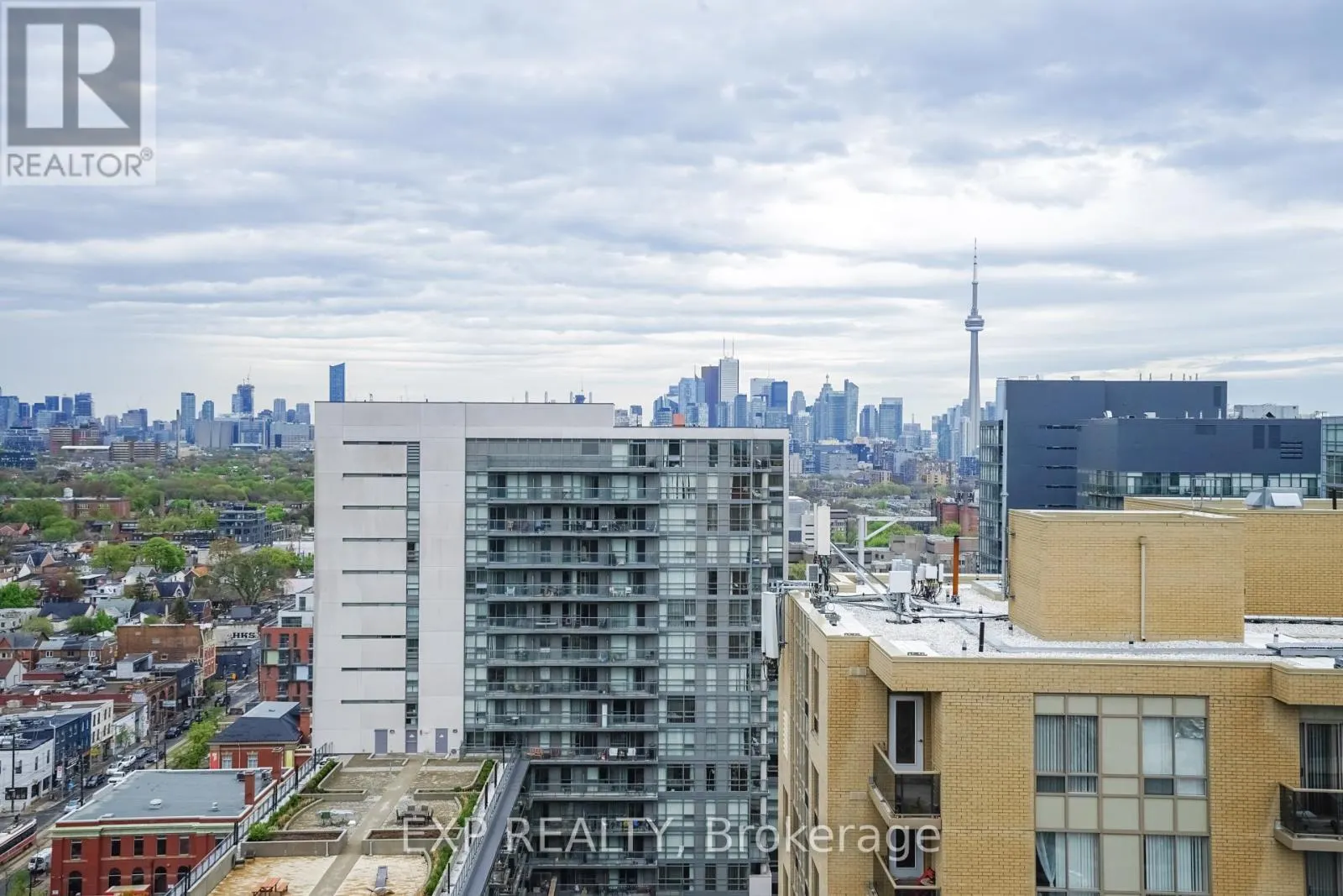1005 - 1171 QUEEN STREET W