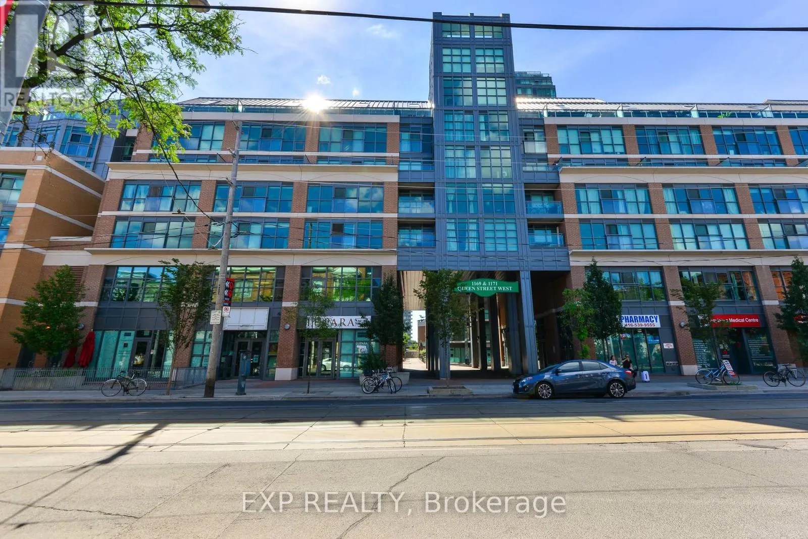 1005 - 1171 QUEEN STREET W