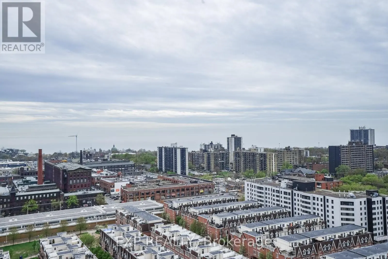 1005 - 1171 QUEEN STREET W
