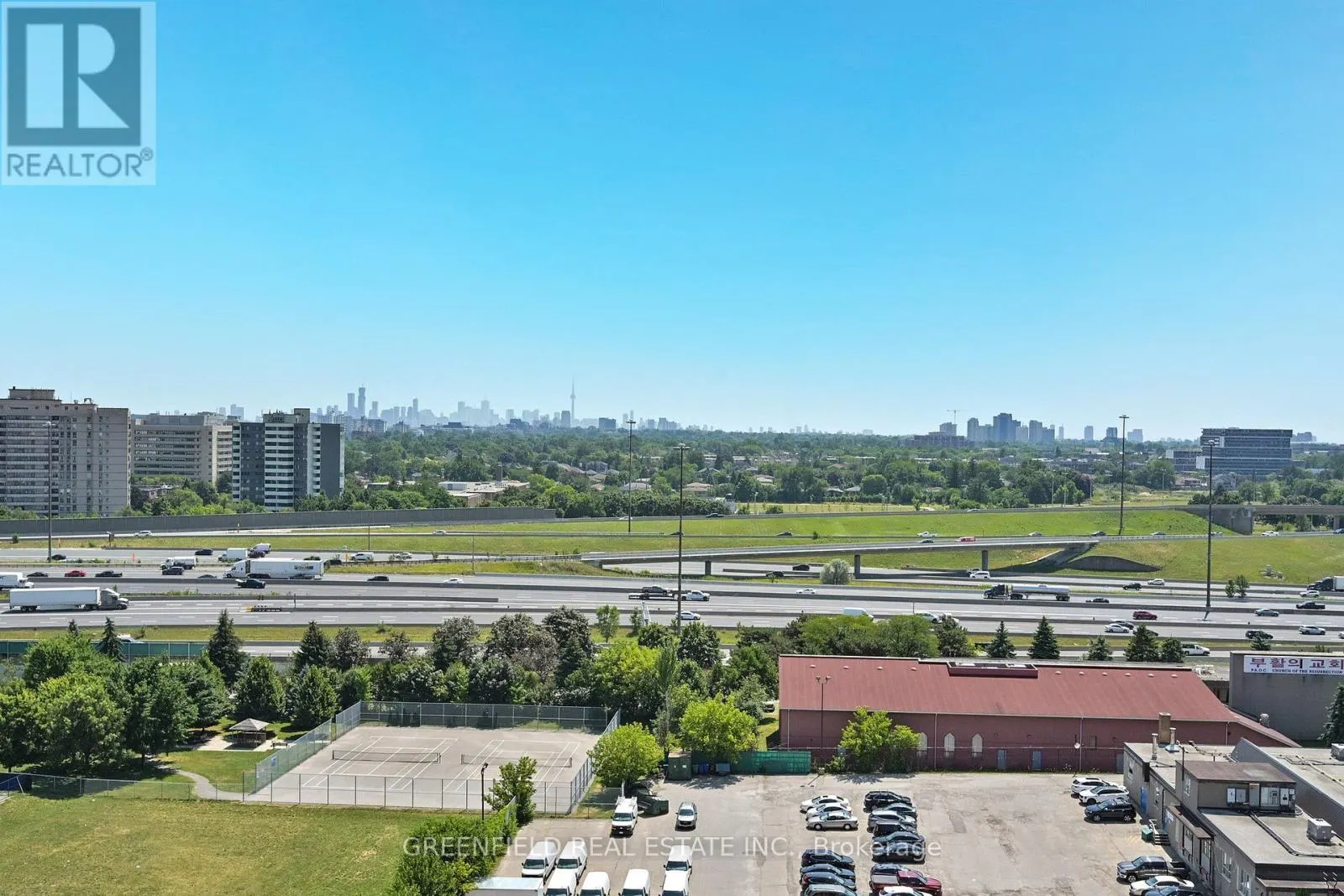 1310 - 31 TIPPETT ROAD