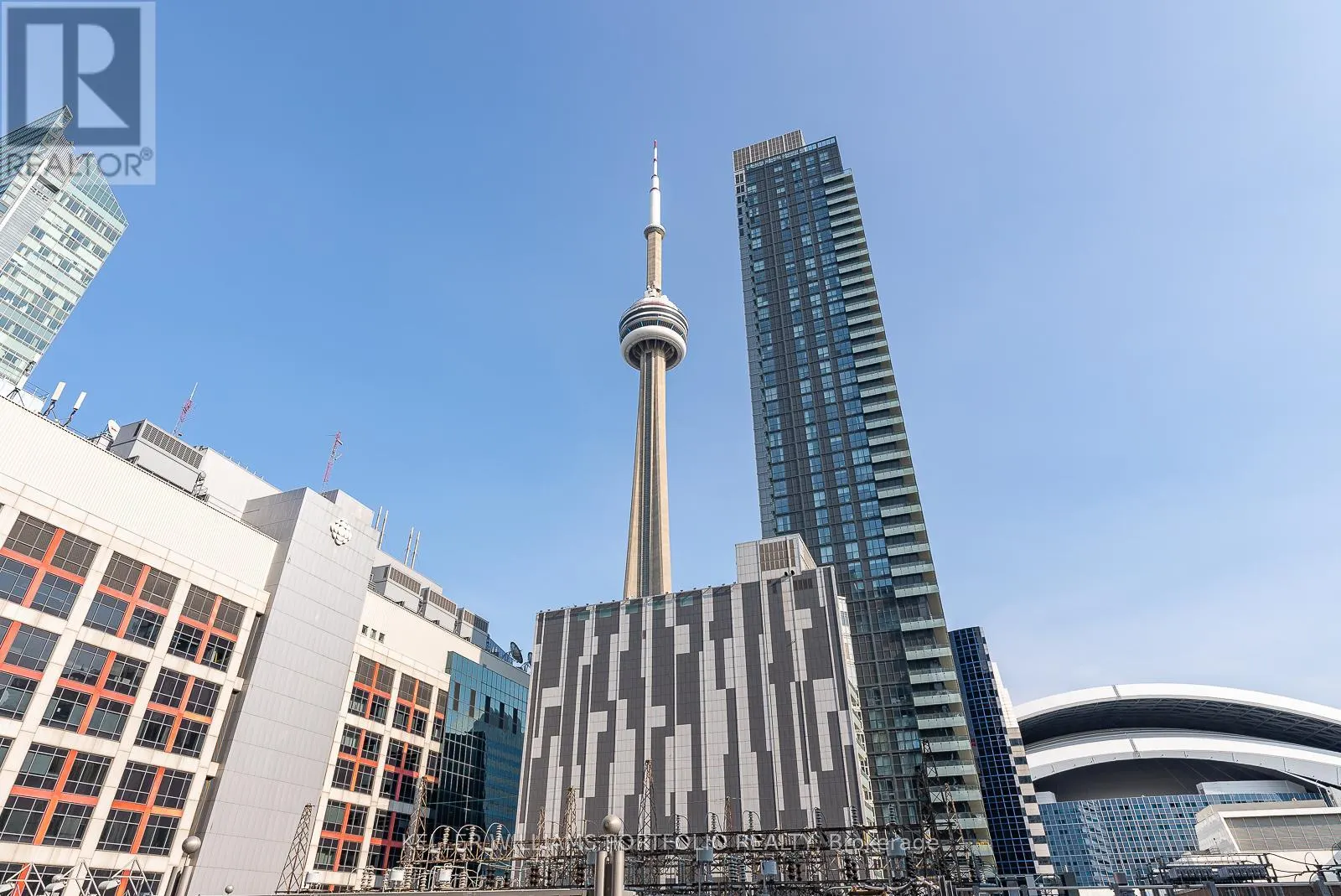 332 - 250 WELLINGTON STREET W