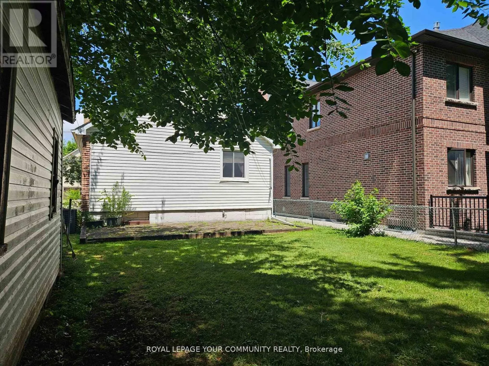 317 CONNAUGHT AVENUE