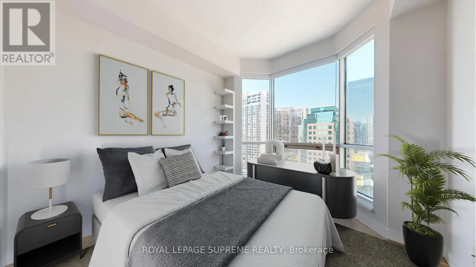2210 - 10 QUEENS QUAY W