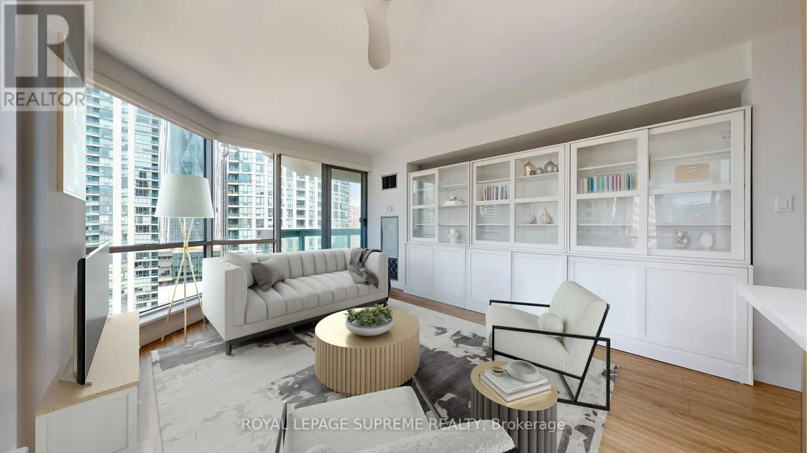 2210 - 10 QUEENS QUAY W